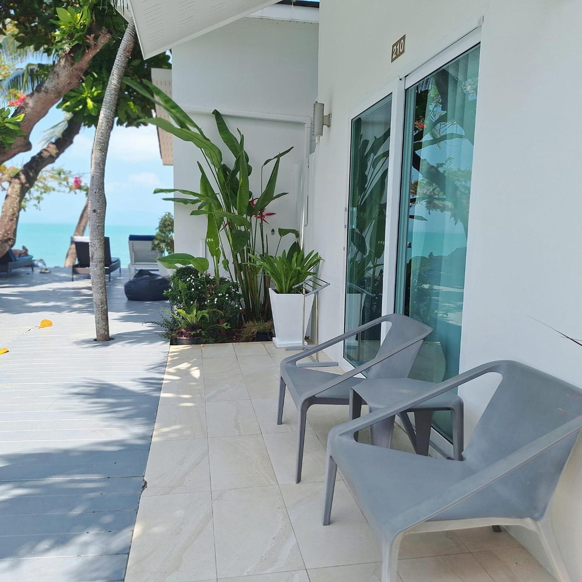 Superior Double Room with Pool Access,1592055492:JPEG