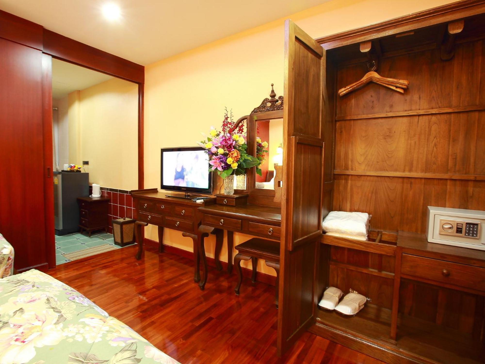 Superior King or Twin Room