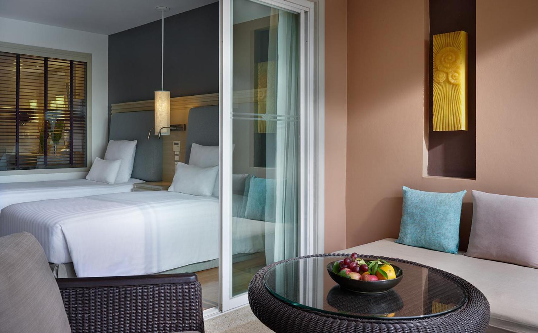 Deluxe Twin Room with Sea View