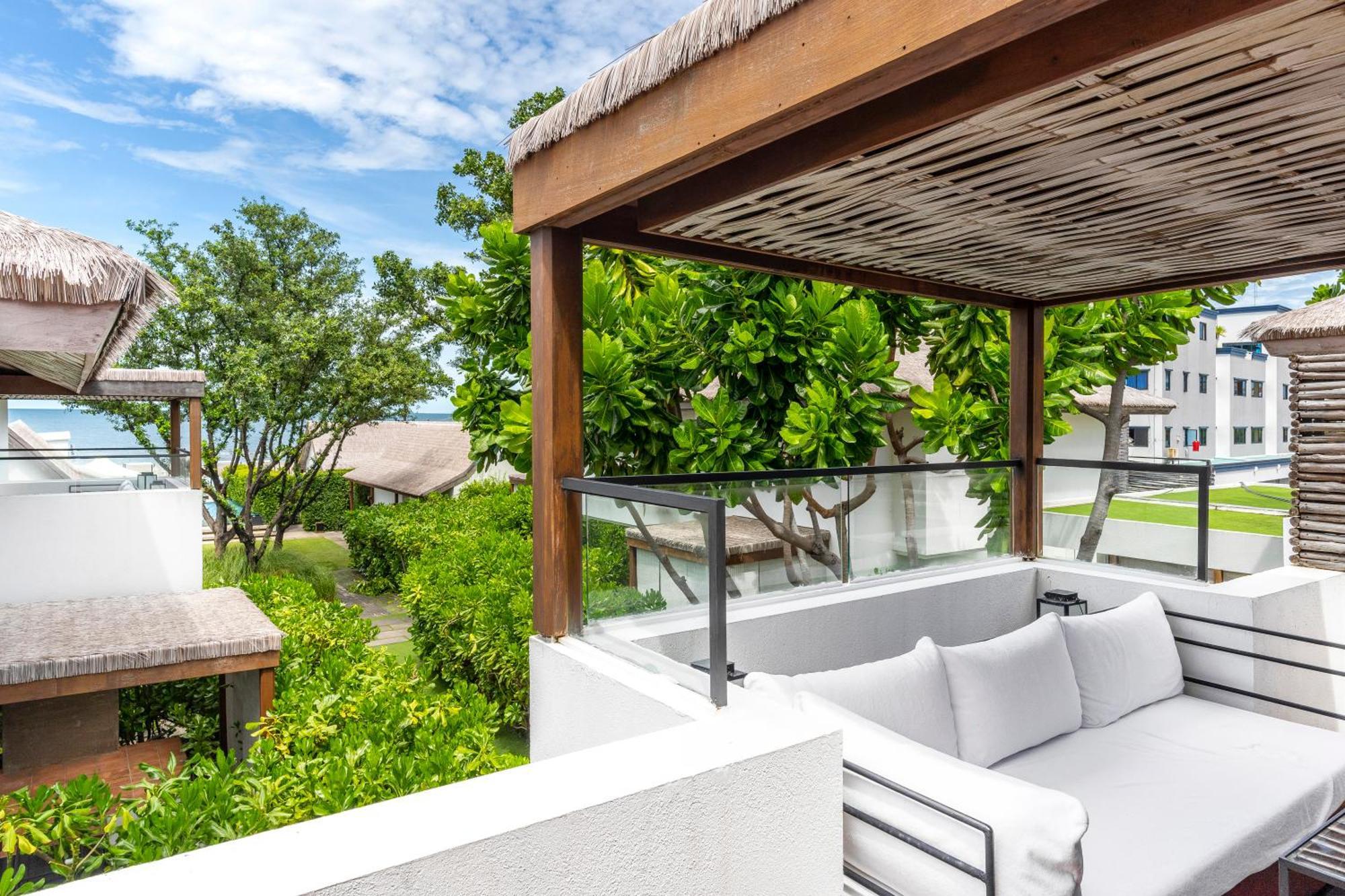 Oceanbed Jacuzzi Villa,1589127746:JPEG
