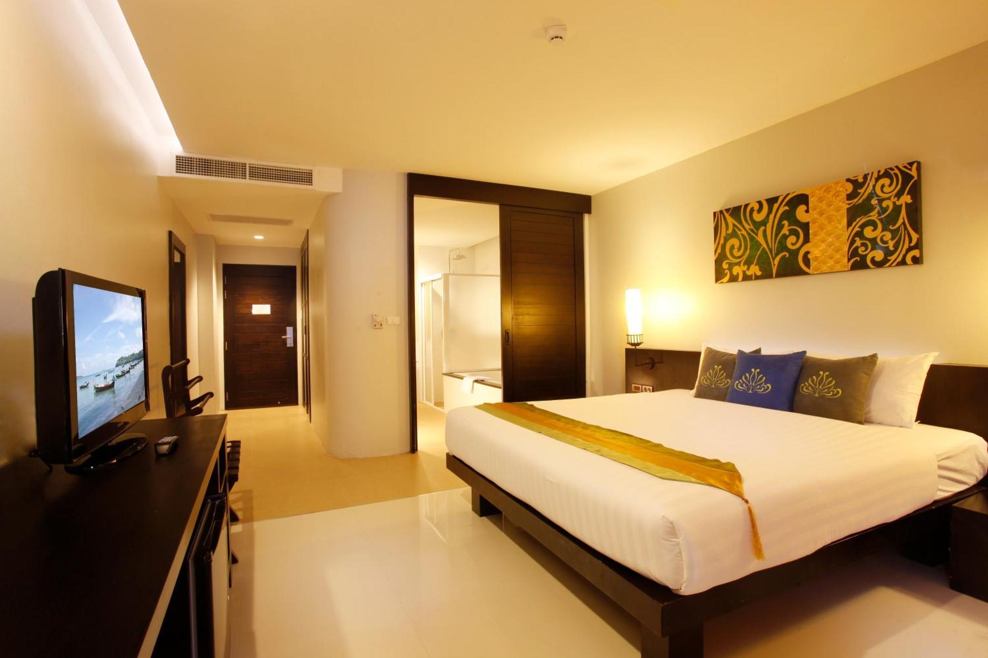 Deluxe Double Room Pool Access