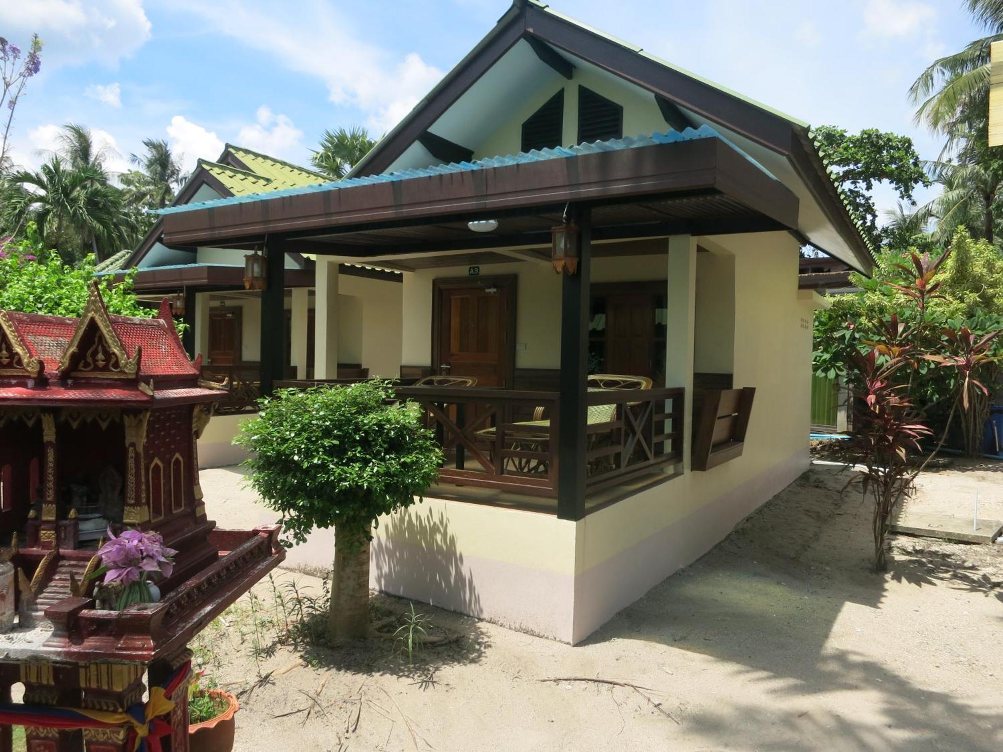 Bungalow Double Bed