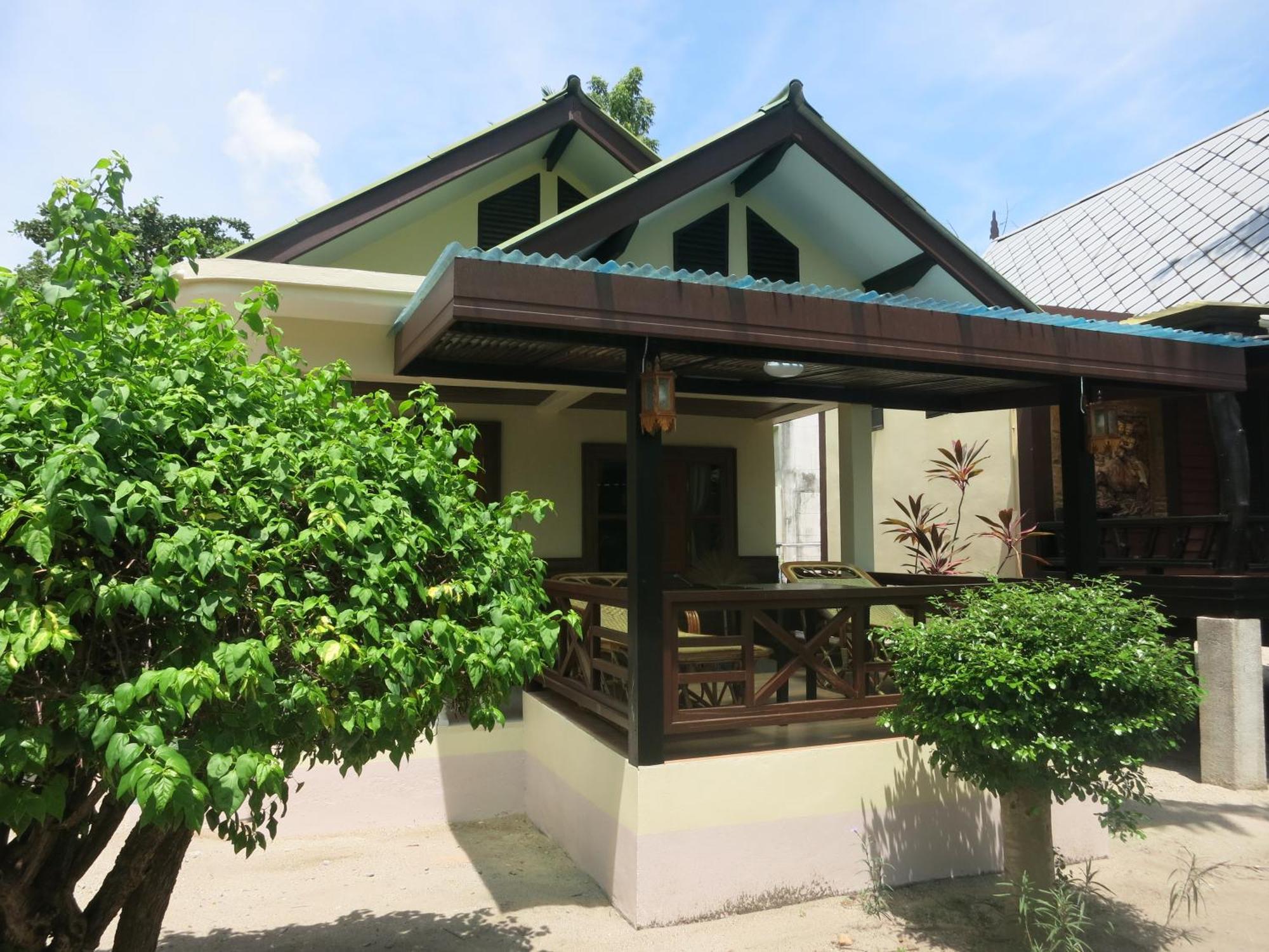 Bungalow Double Bed
