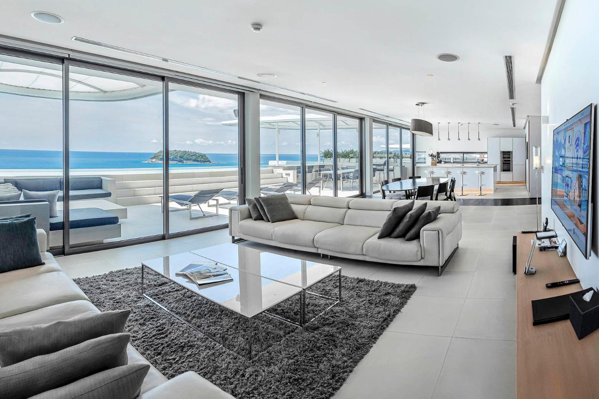 Four-Bedroom Sky Pool Villa
