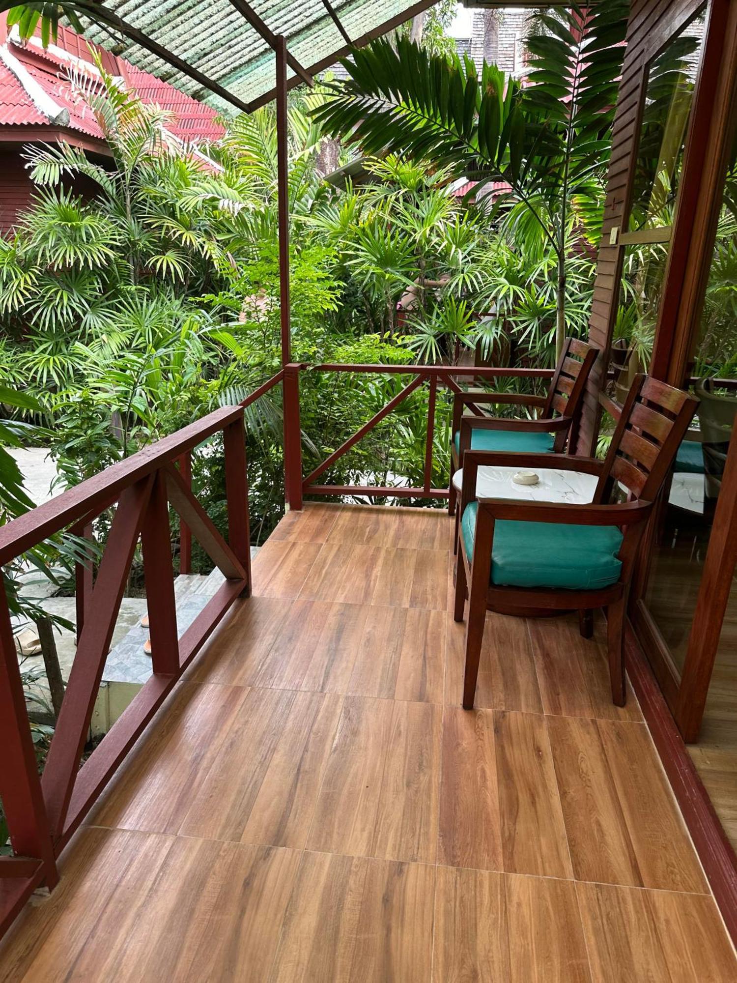 Deluxe Bungalow Garden View