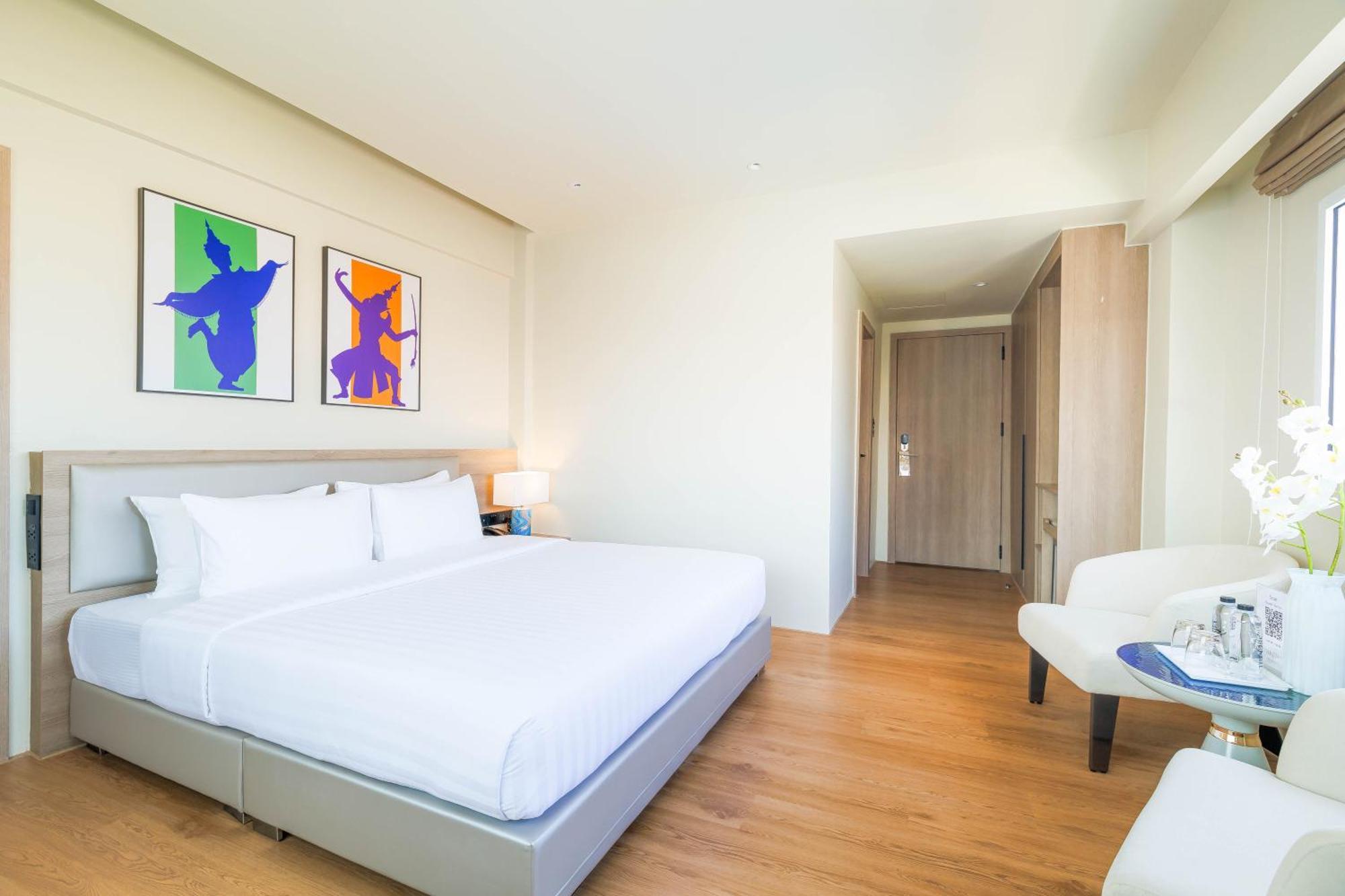 Deluxe Double or Twin Room