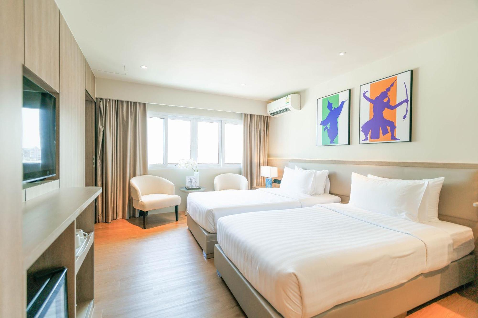 Deluxe Double or Twin Room