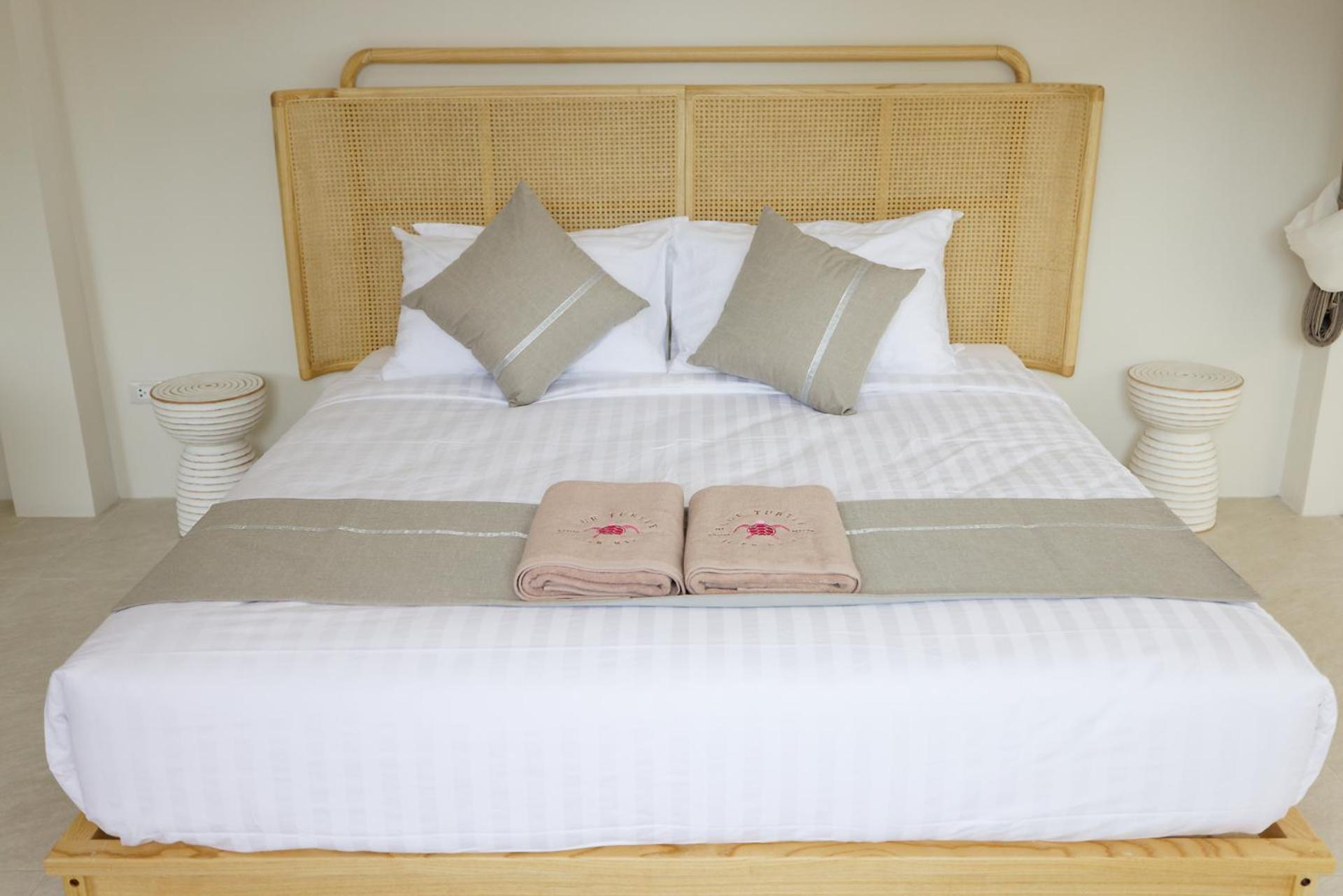 Deluxe Suite with Sea View