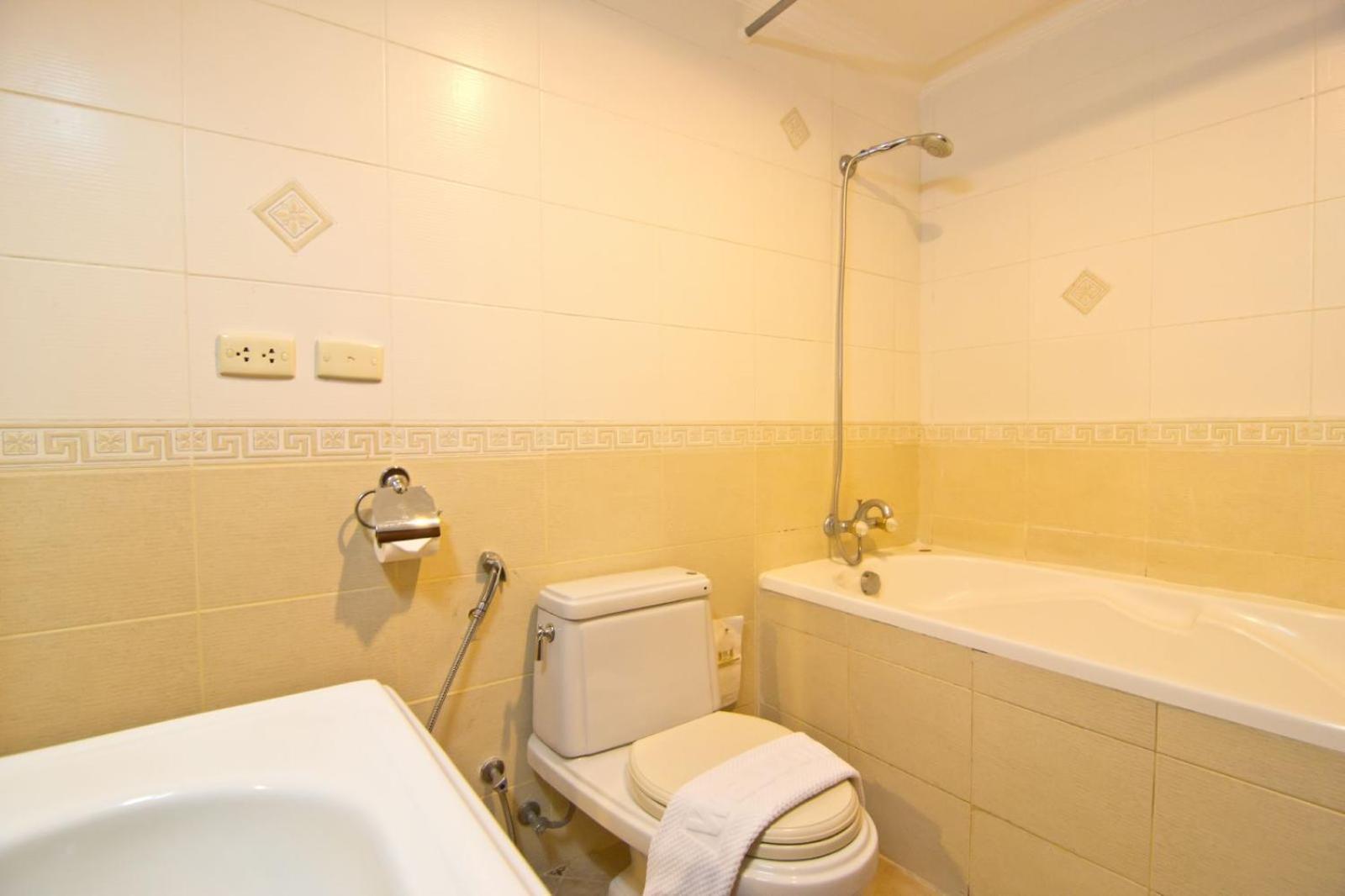 Deluxe Two-Bedroom Suite