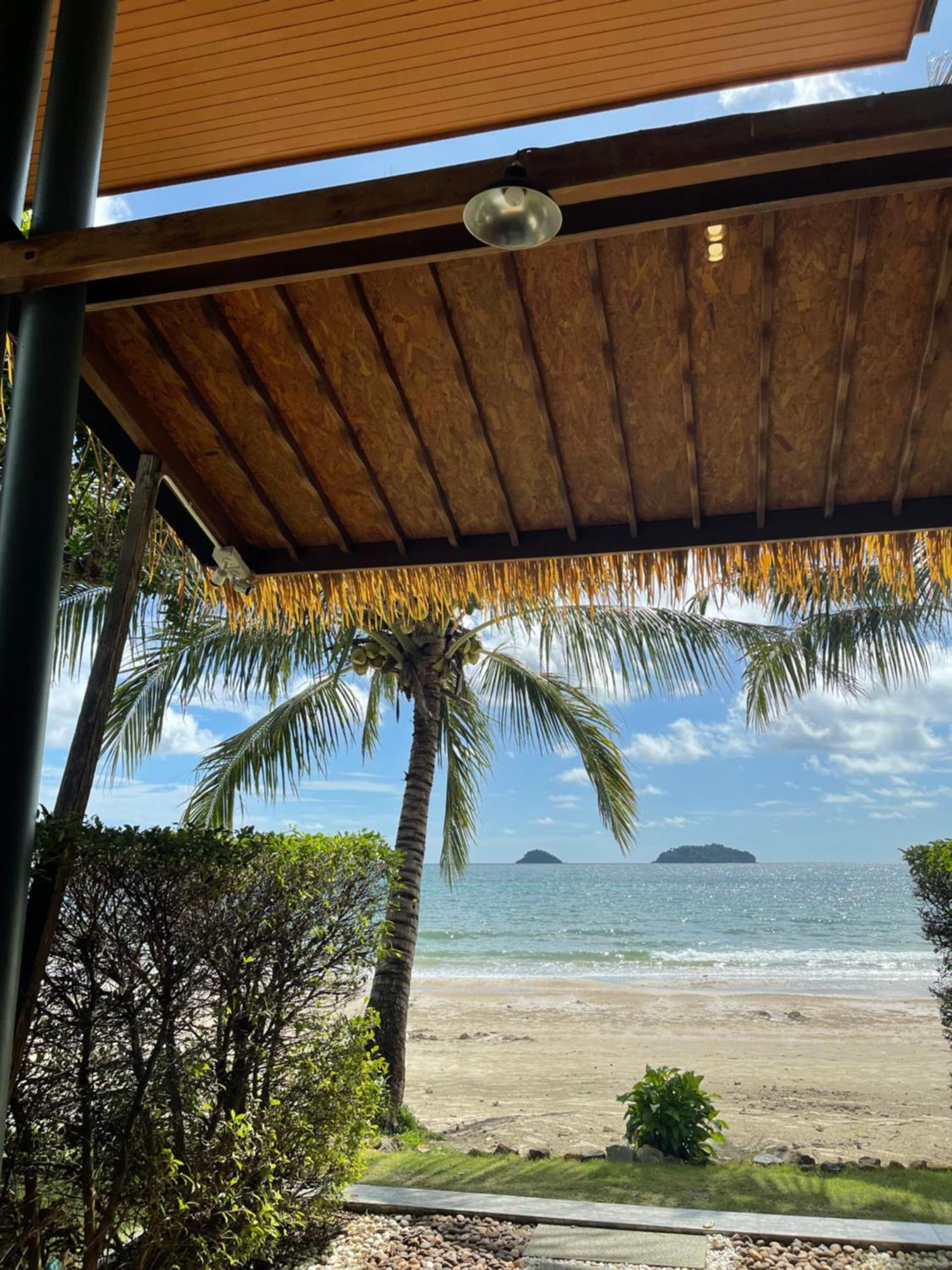 Beach Room