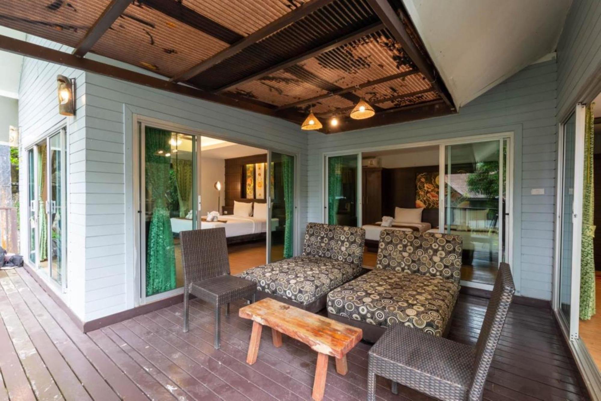 Rafflesia Family Bungalow