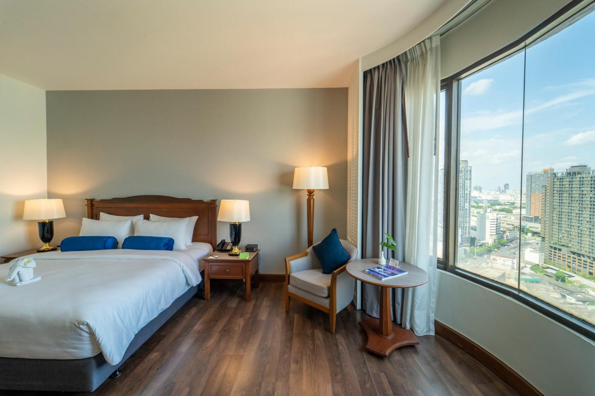 Sky View Premier Room