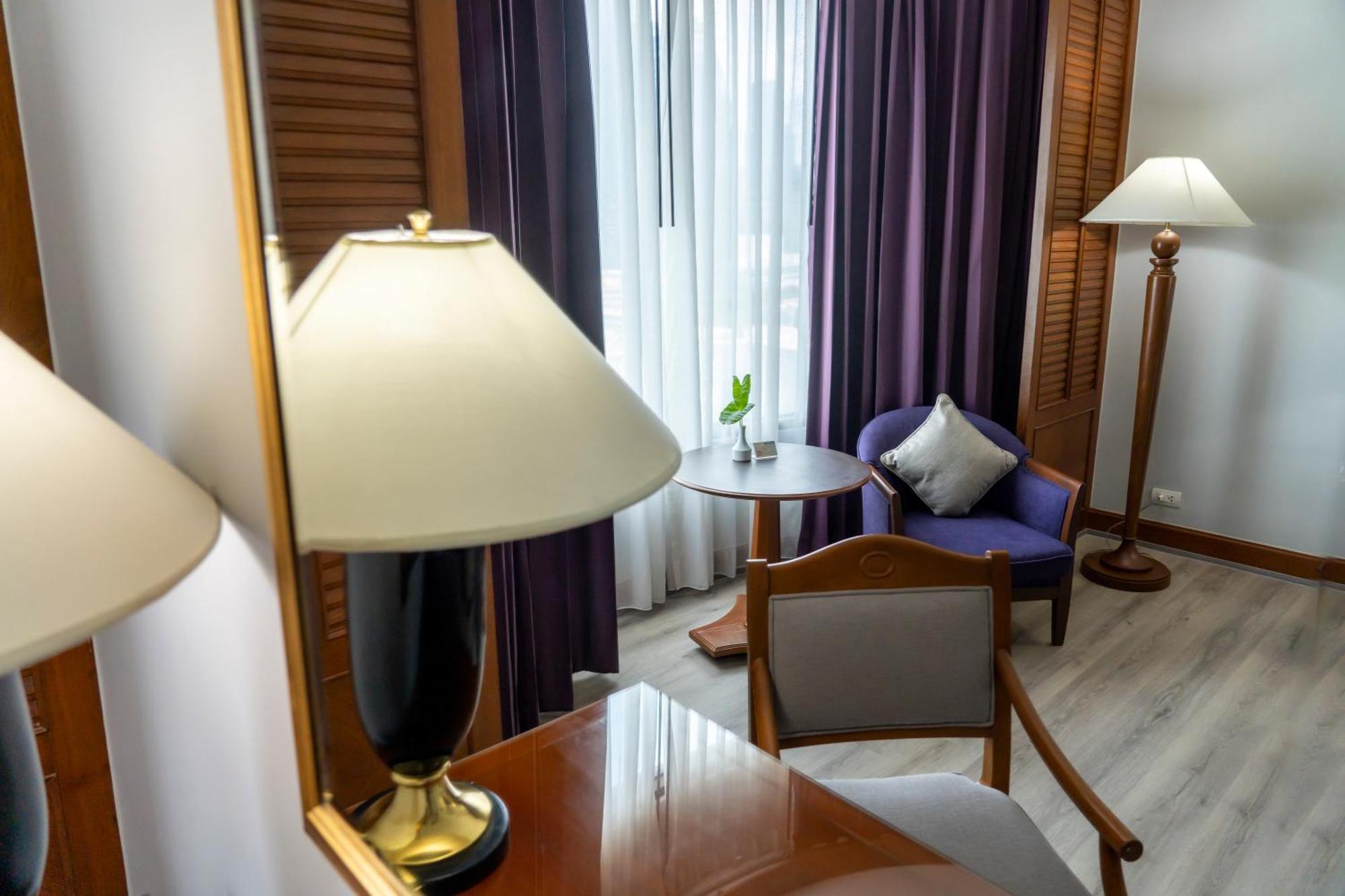 Deluxe Double or Twin Room