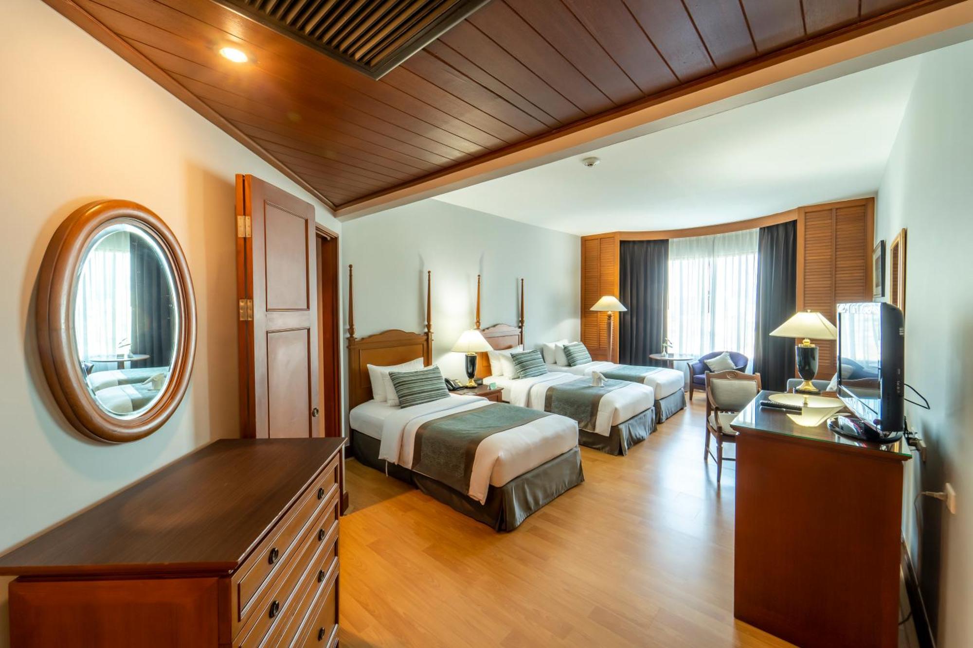 Grand Deluxe Triple Room