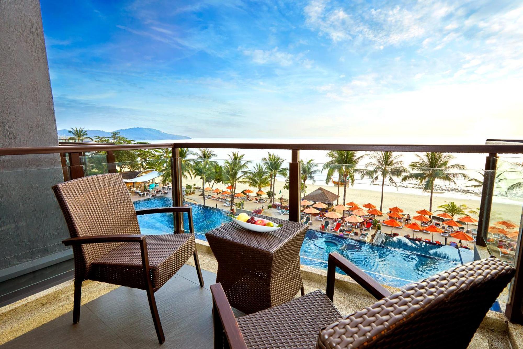 Deluxe Room with Sea View