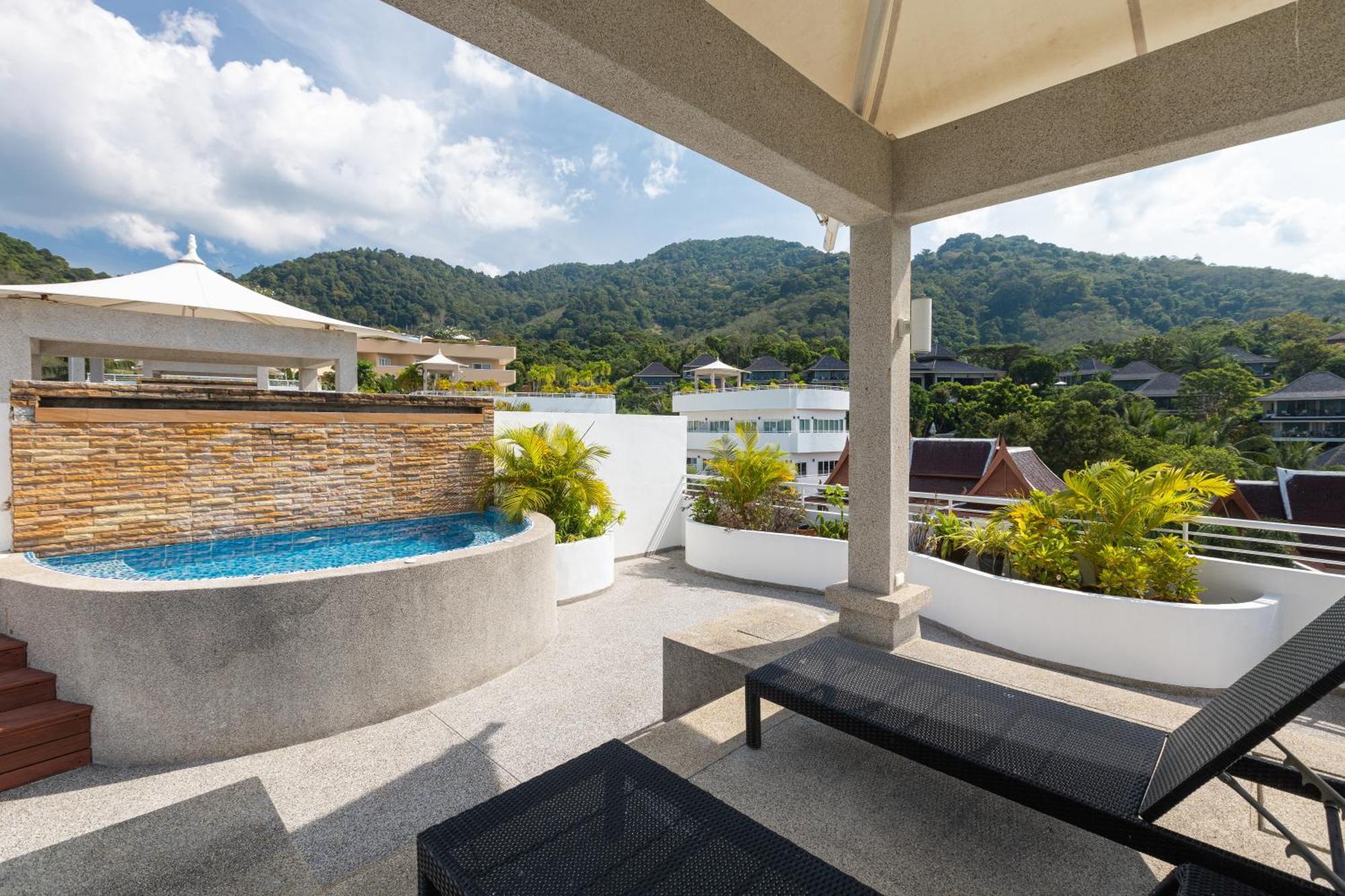 1 Bedroom Penthouse Suite Rooftop Jacuzzi