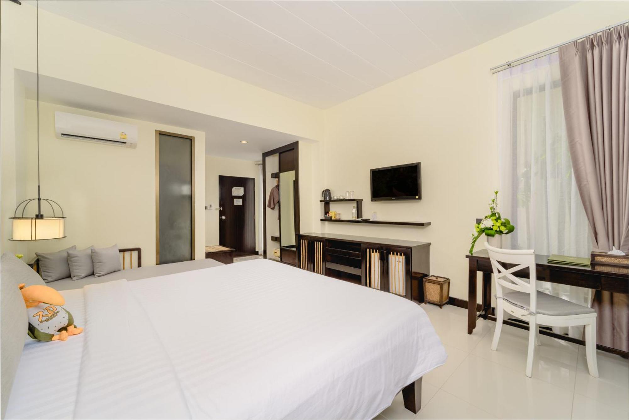Superior Double or Twin Room,1633681646:JPEG