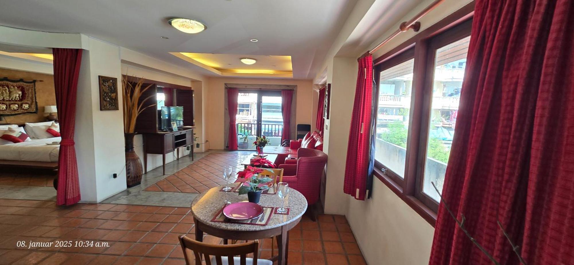 Junior Suite with Balcony