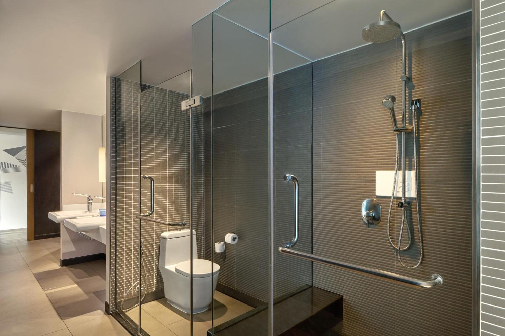 Stylish Suite Junior King Suite City View