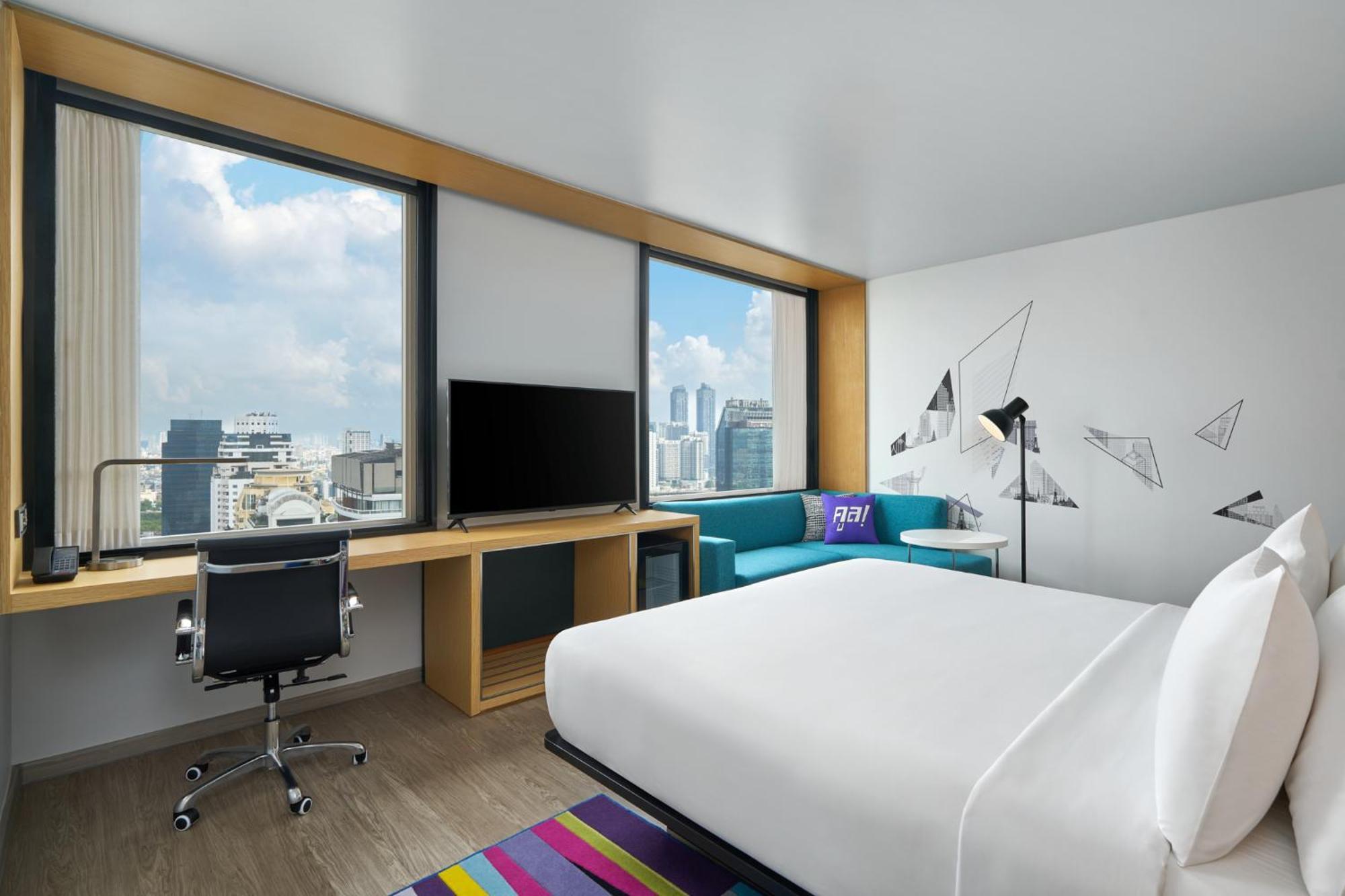 Breezy King Room City View High Floor