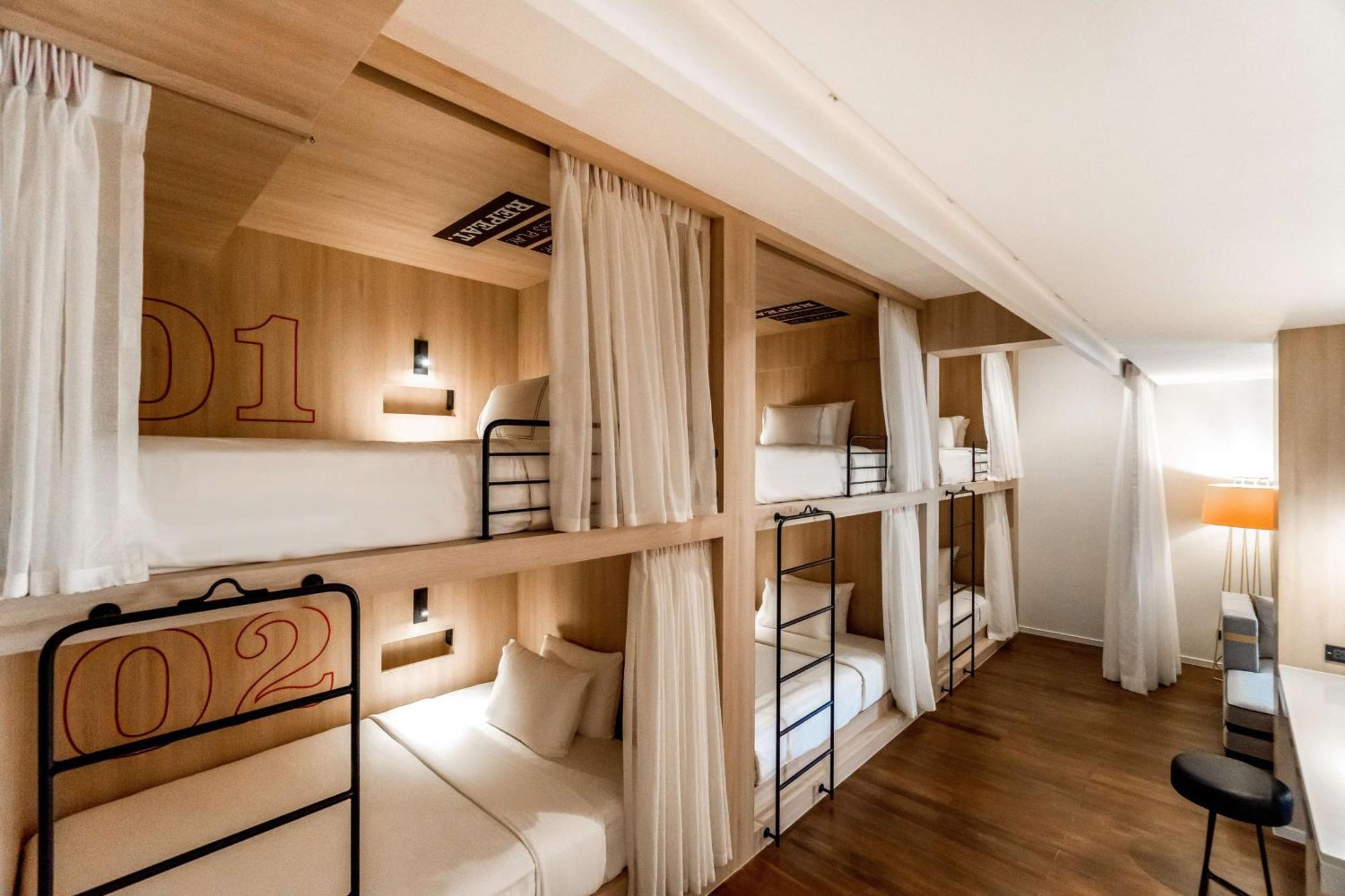 Family & Friends Suite