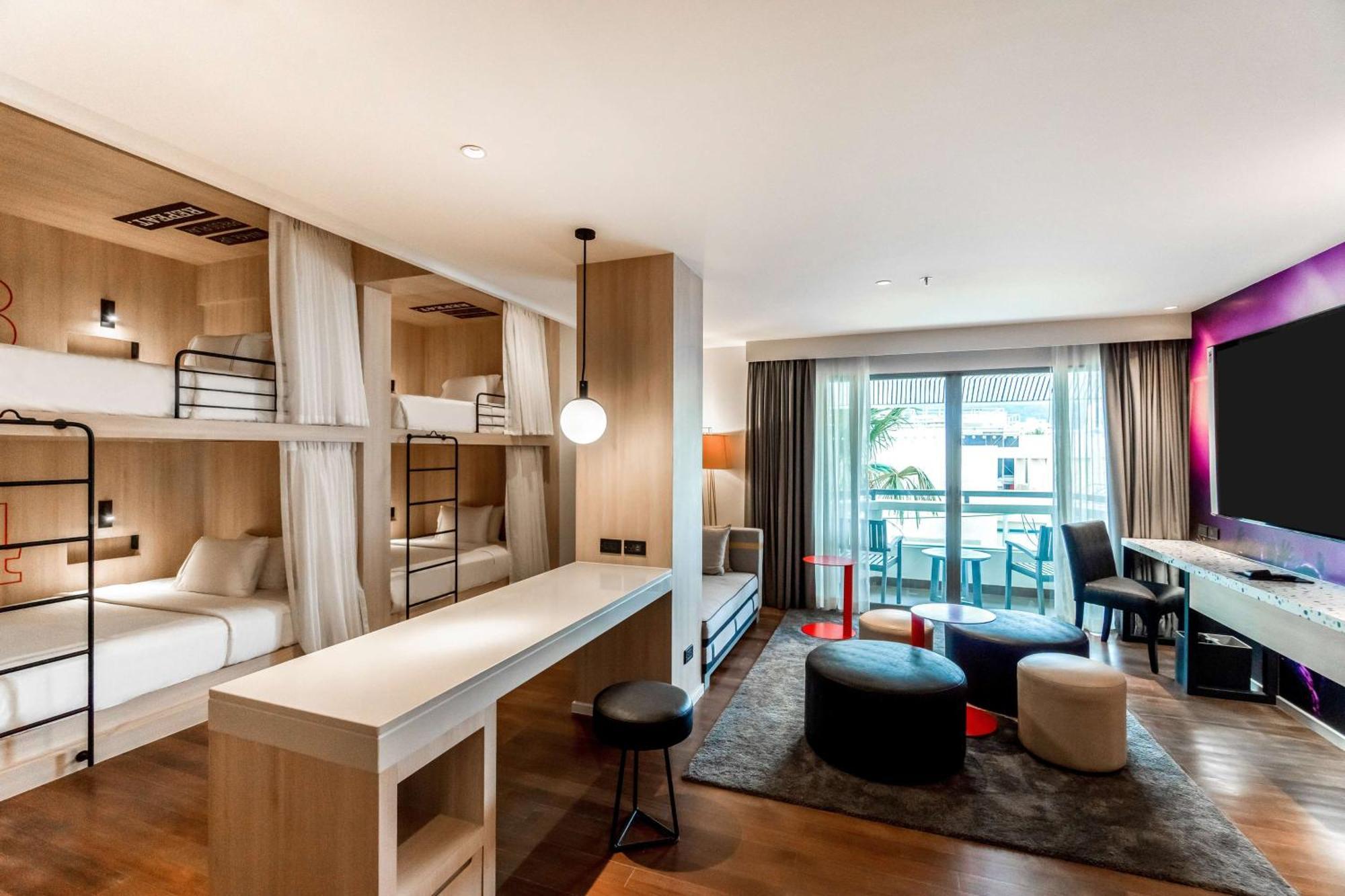 Family & Friends Suite