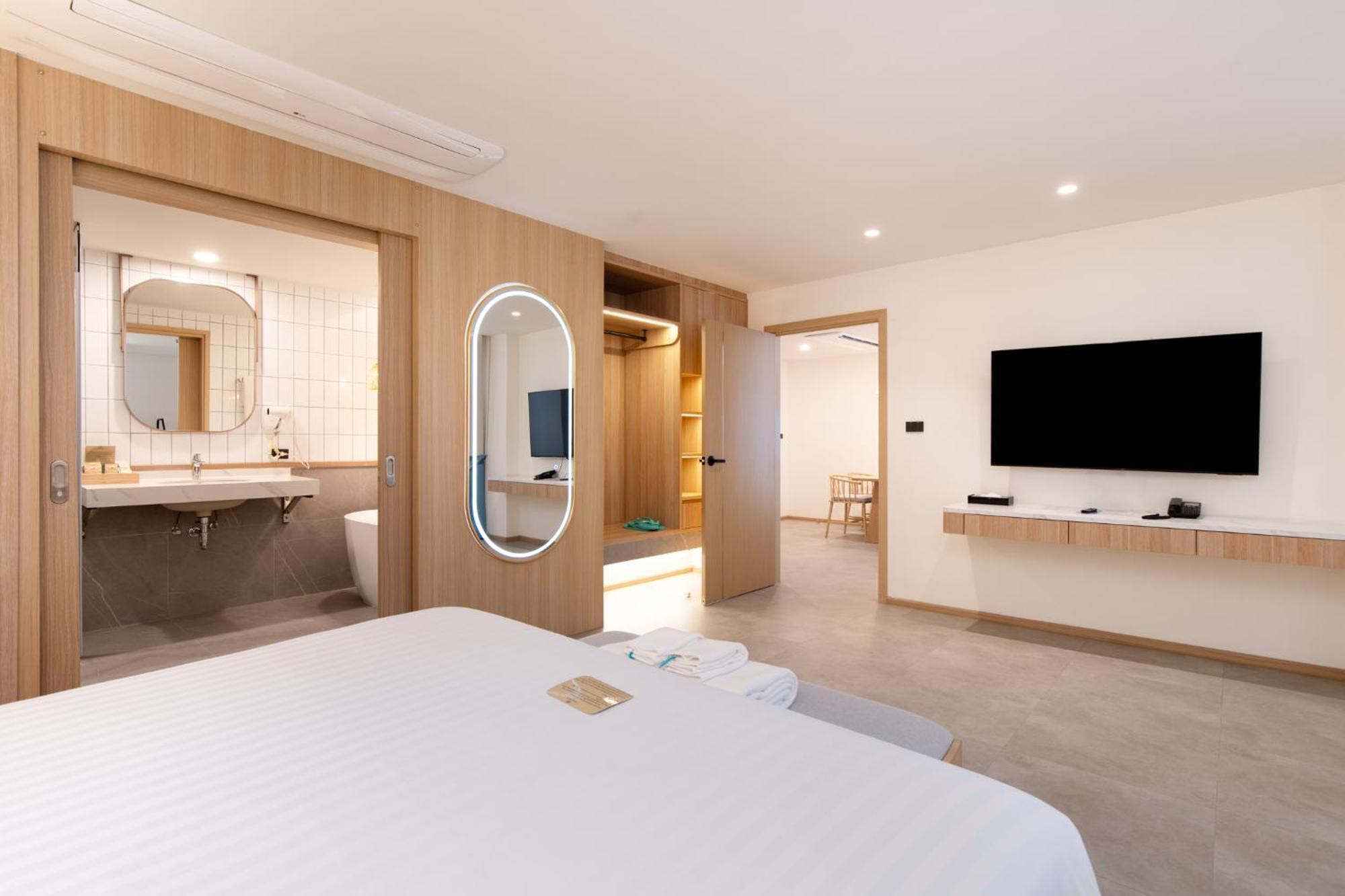 Family Suite,1661111972:JPEG