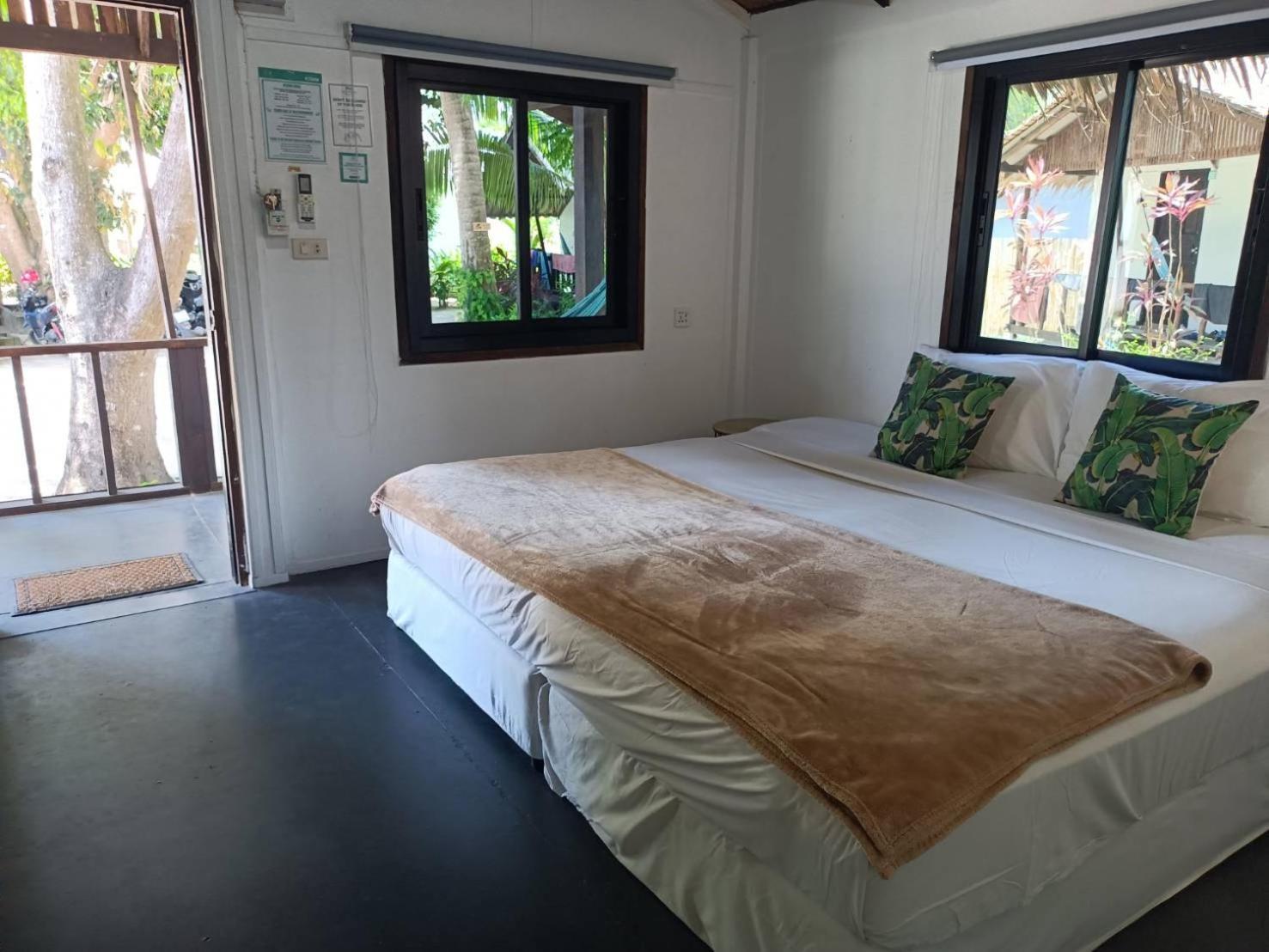 Budget Bungalow