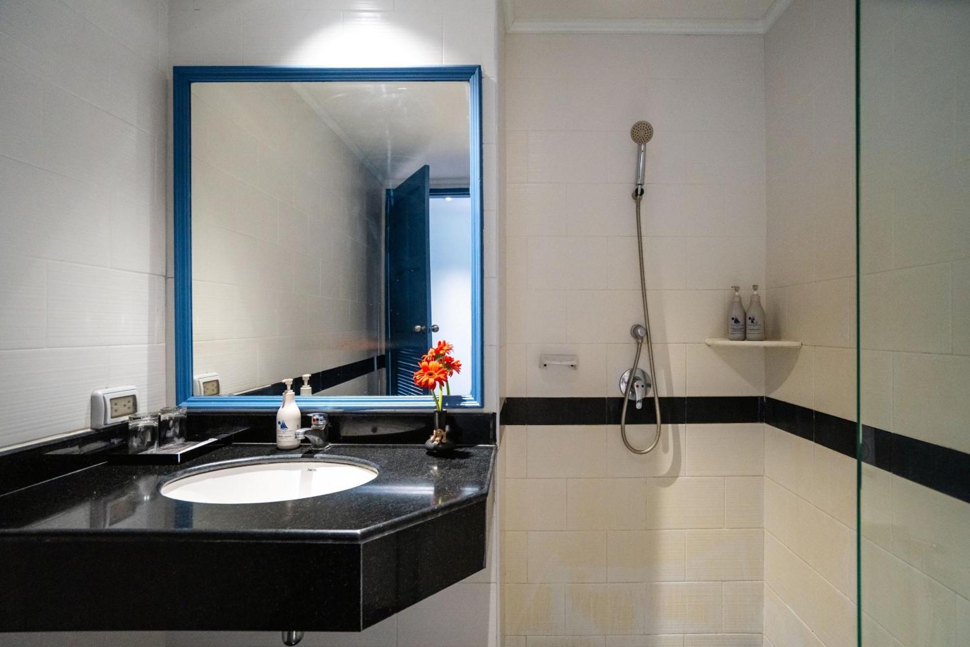 Superior Double or Twin Room City View