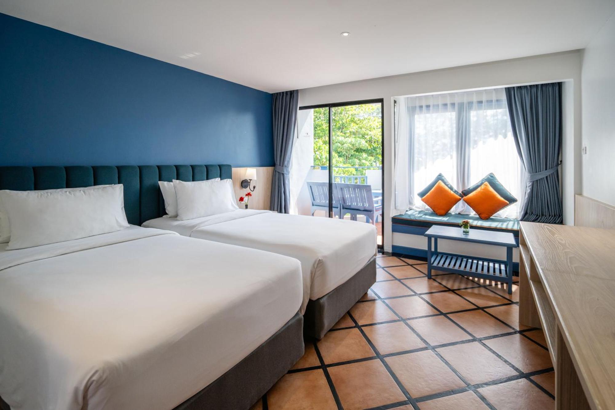 Superior Double or Twin Room Garden View