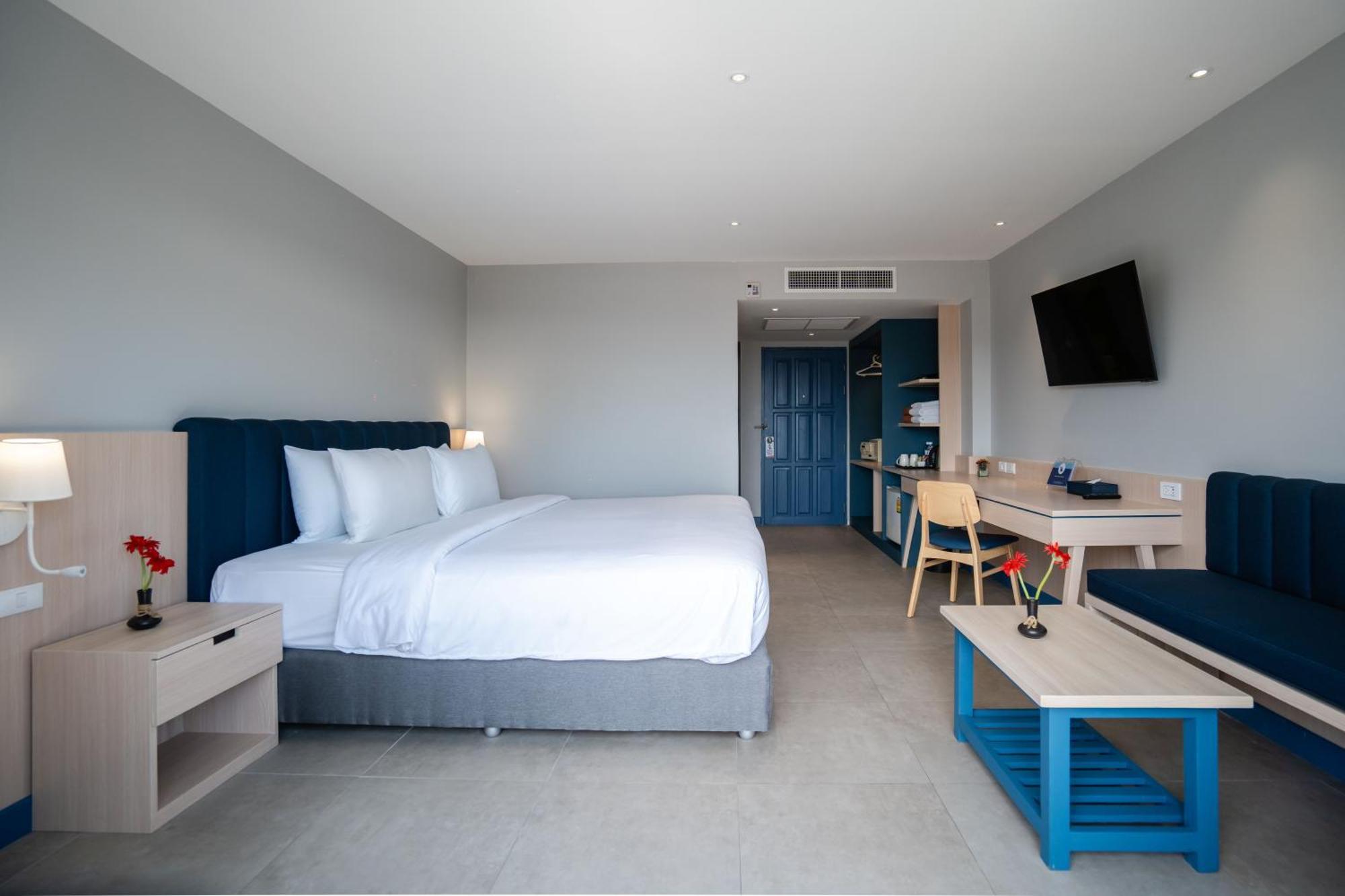 Superior Double or Twin Room Pool View