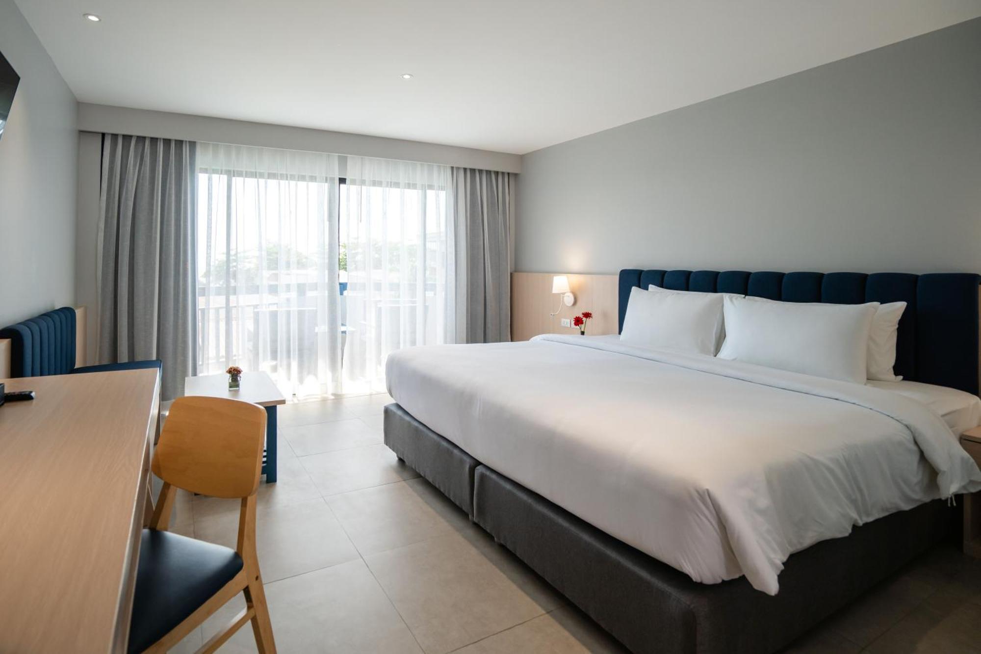 Superior Double or Twin Room Pool View