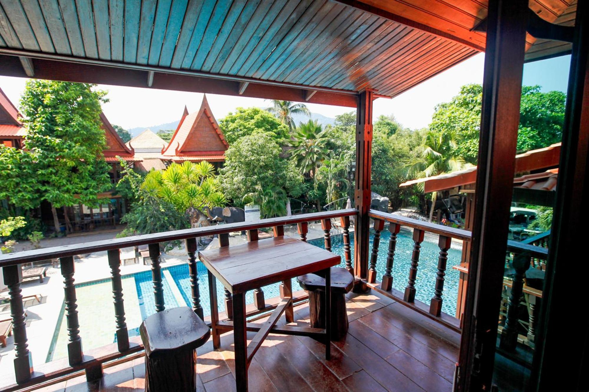 Deluxe Thai Pool View