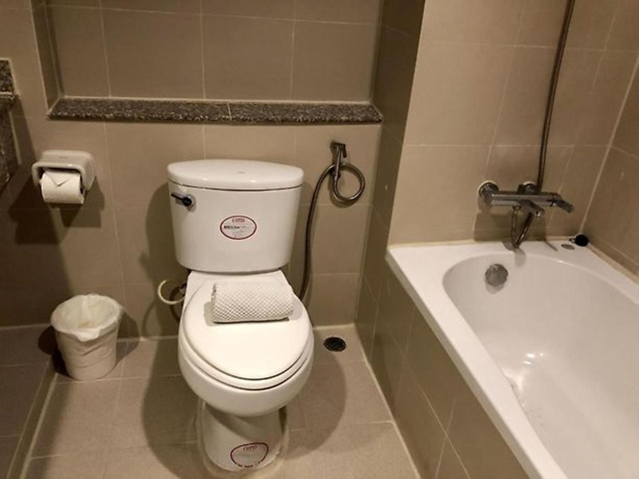 Deluxe Double or Twin Room City View