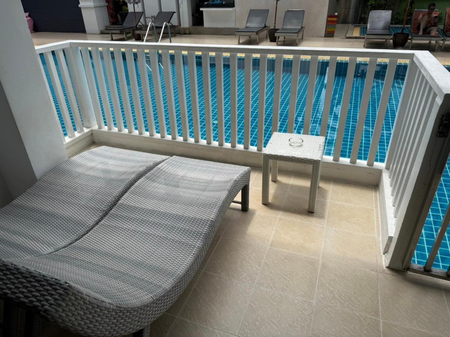 Deluxe Double Room Pool Access