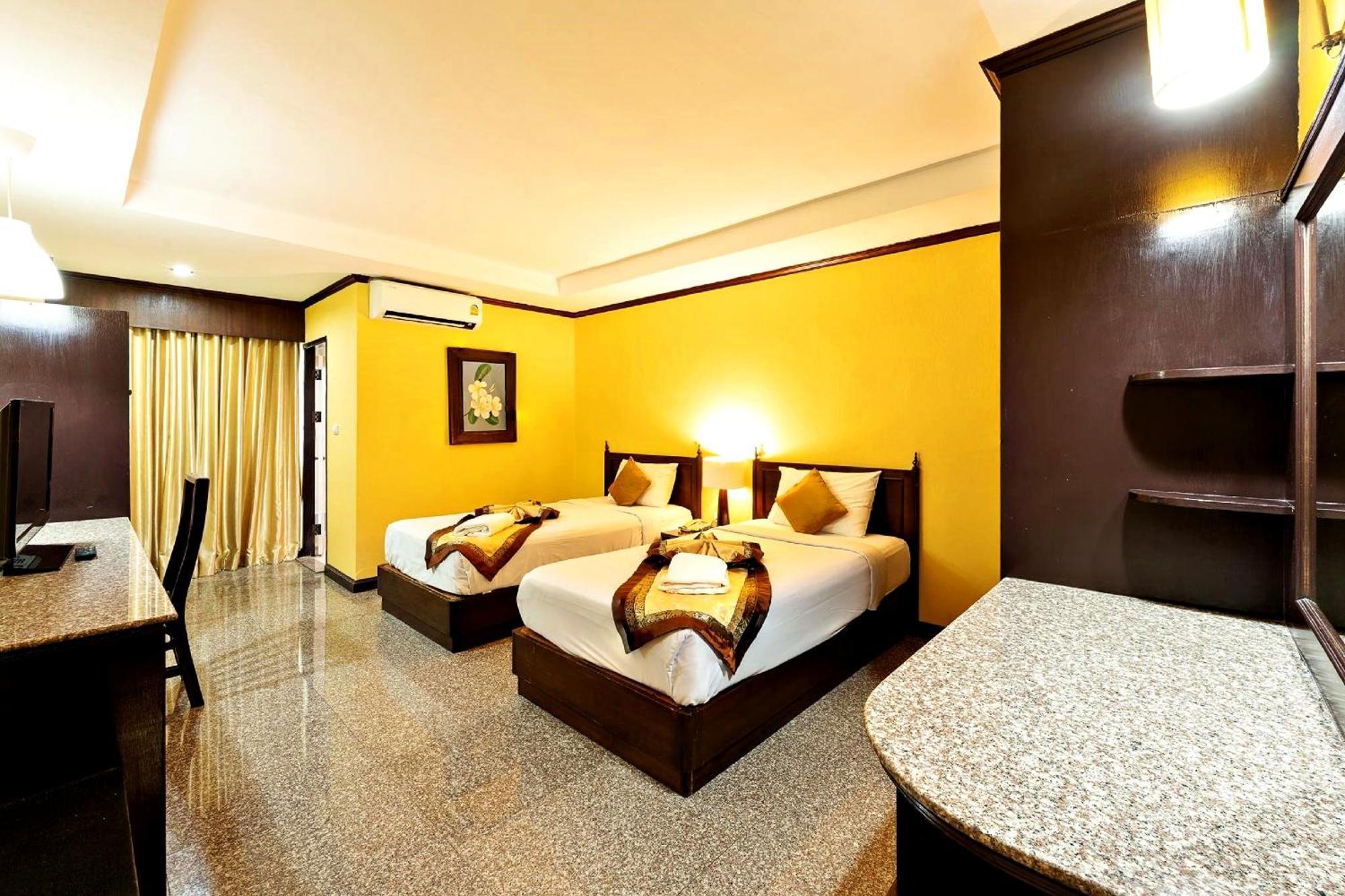 Superior Twin Room