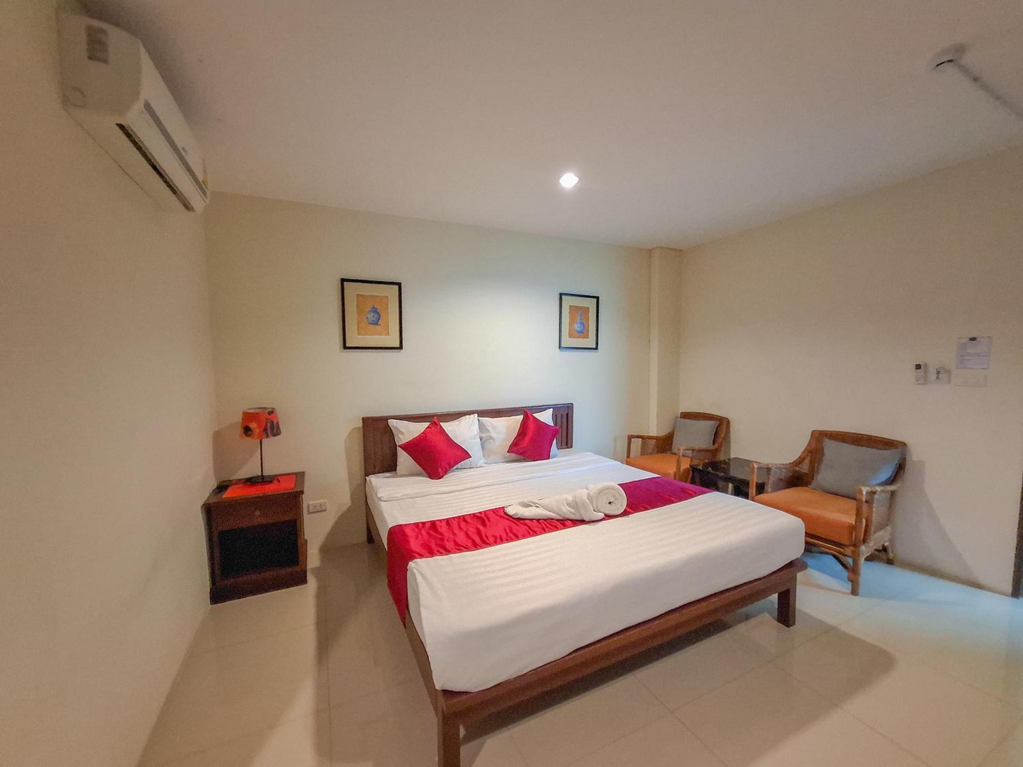 Deluxe King Room