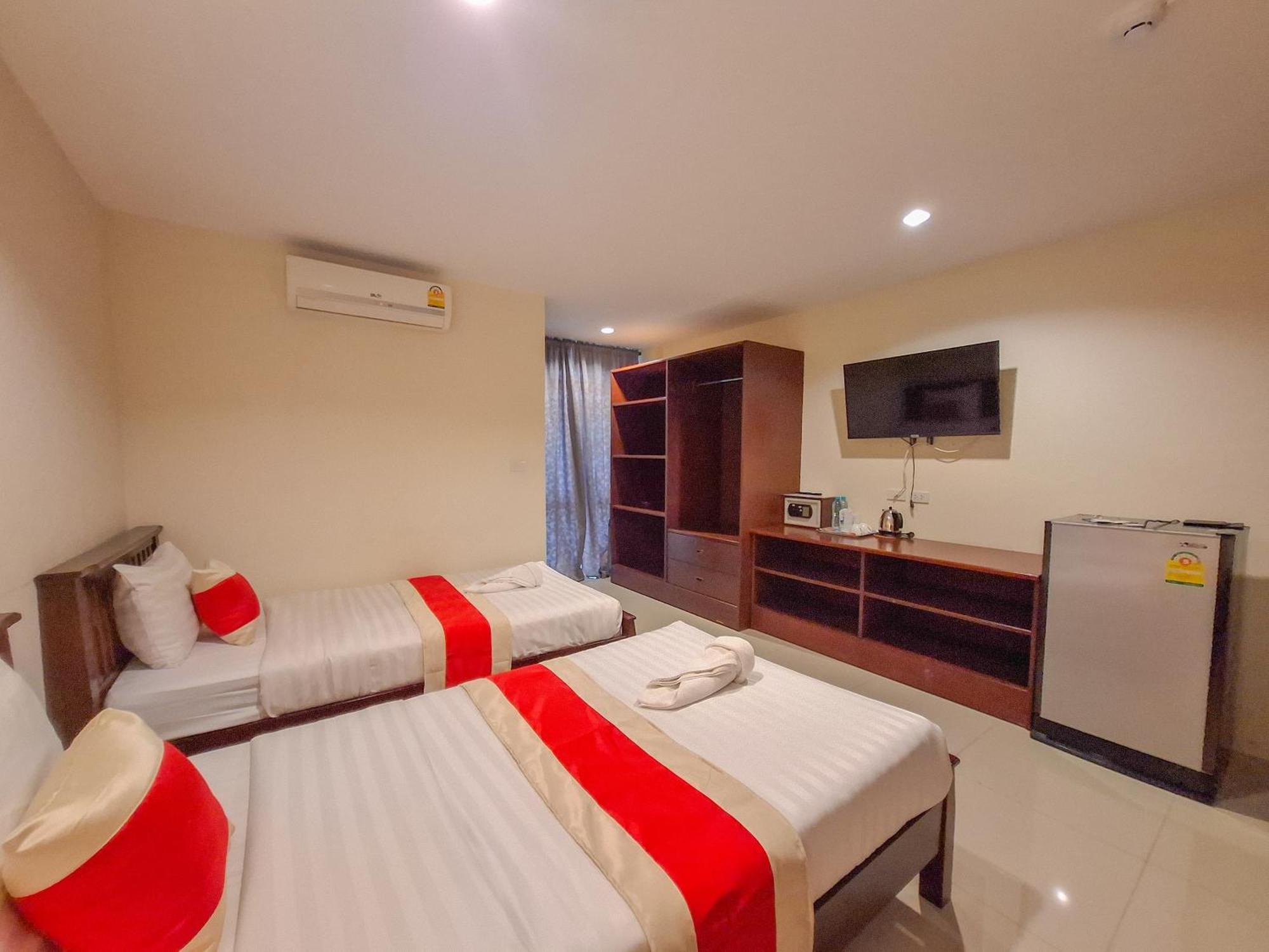 Deluxe Twin Room