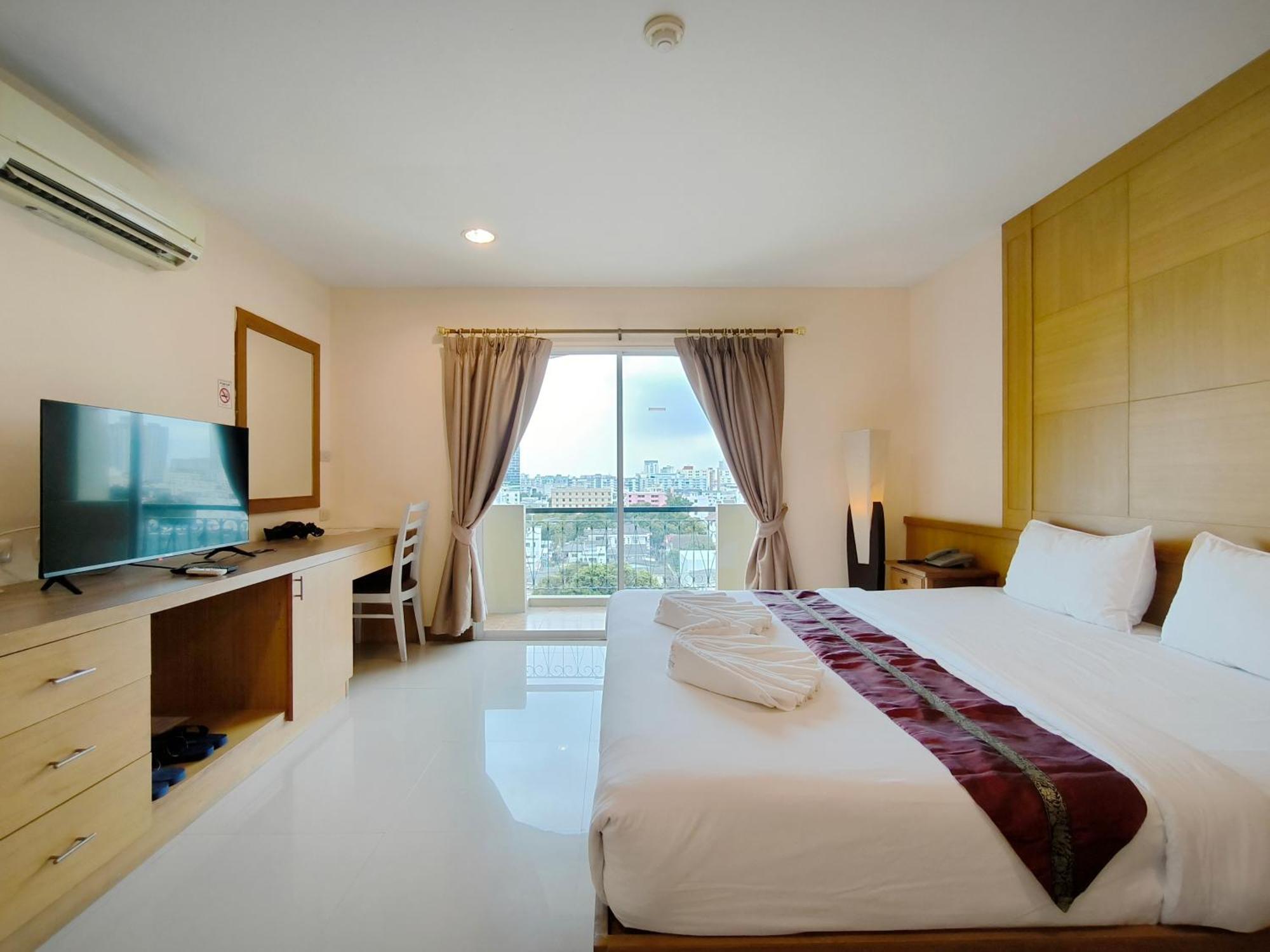 Executive Suite