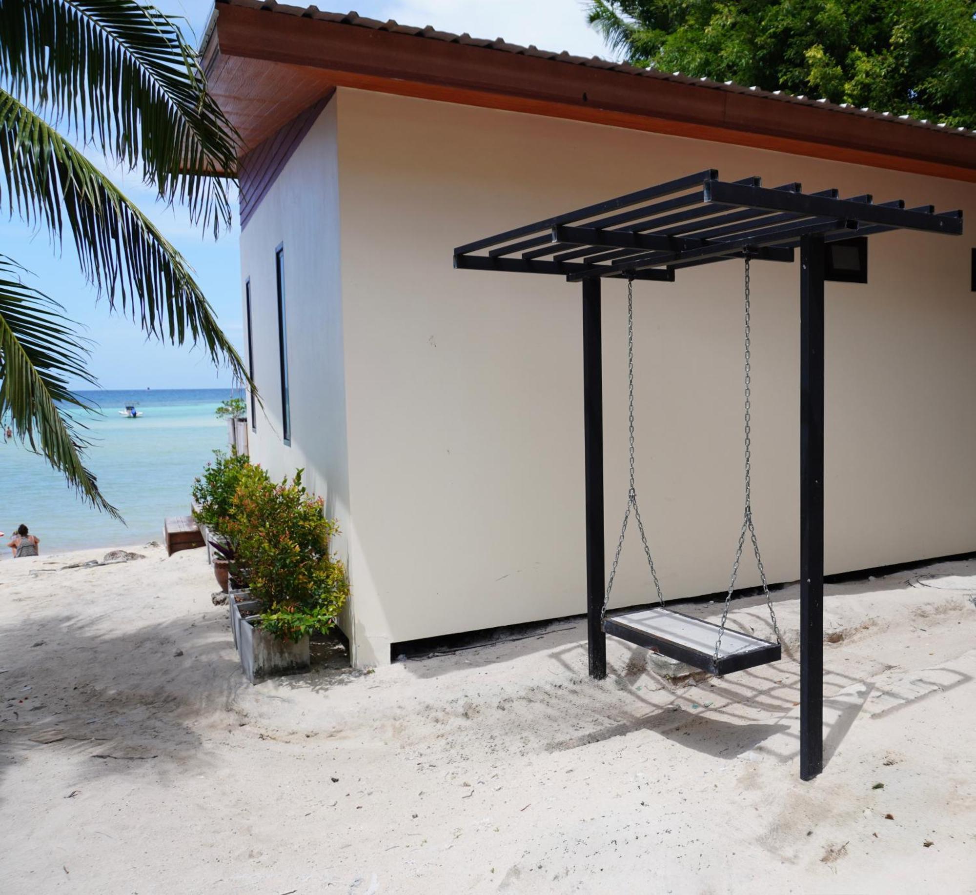 Bungalow Beach Side,1698937727:JPEG