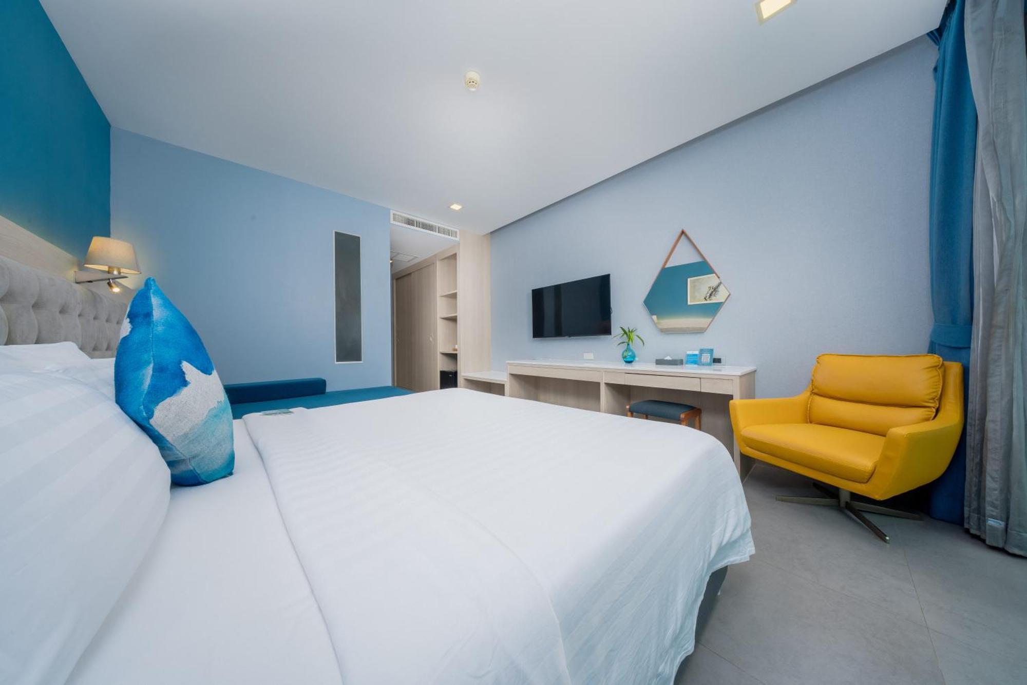 Deluxe Double Room Pool Access,1703579960:JPEG