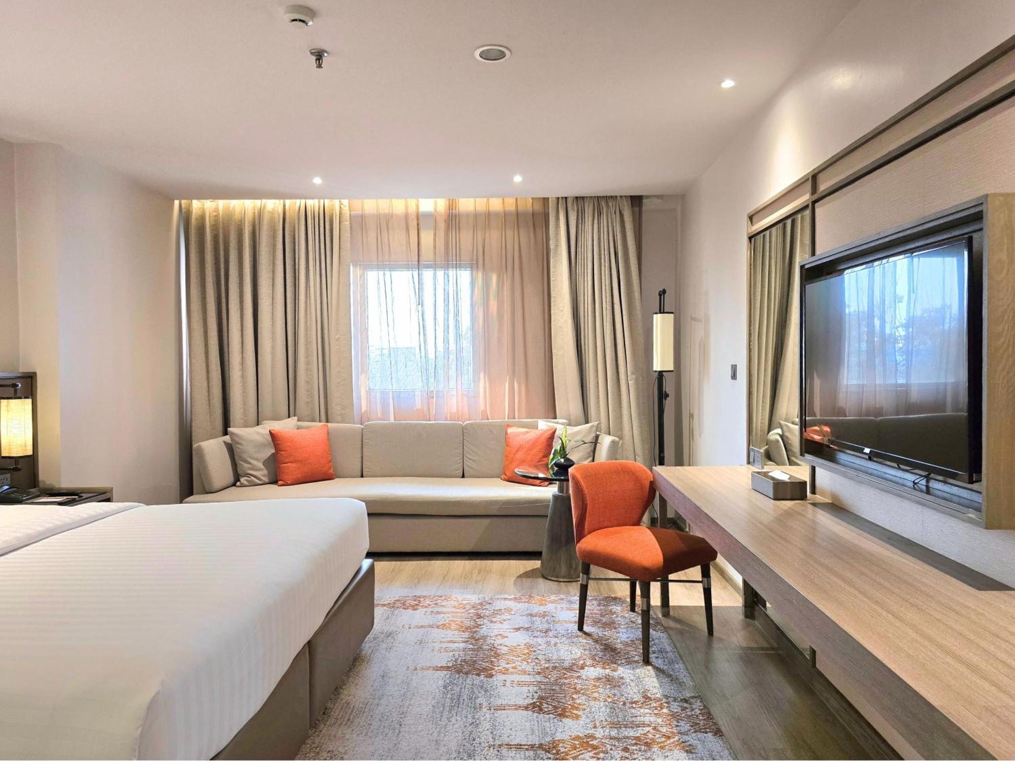 Deluxe Double or Twin Room