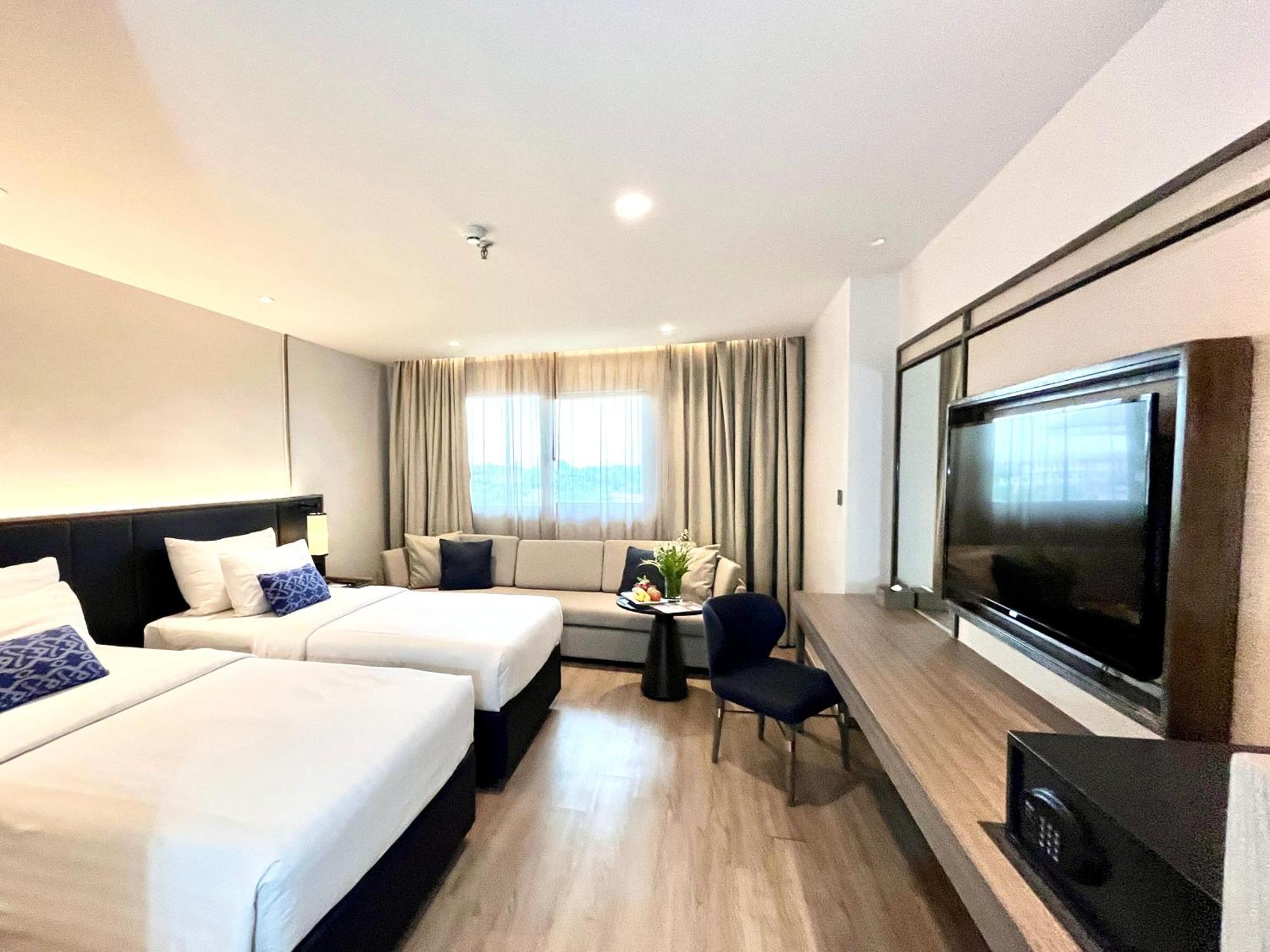 Deluxe Double or Twin Room