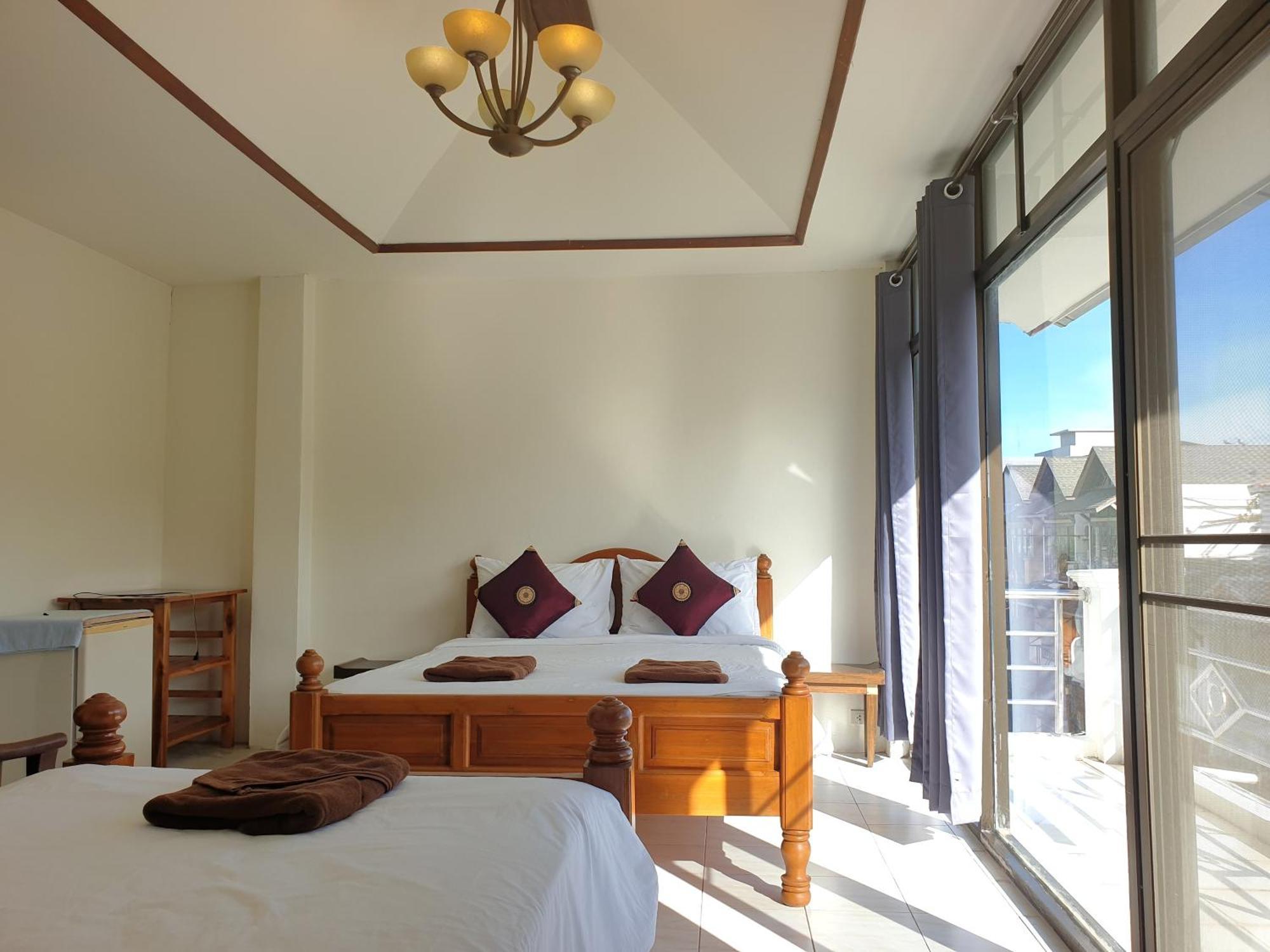 Triple Room with Mountain View