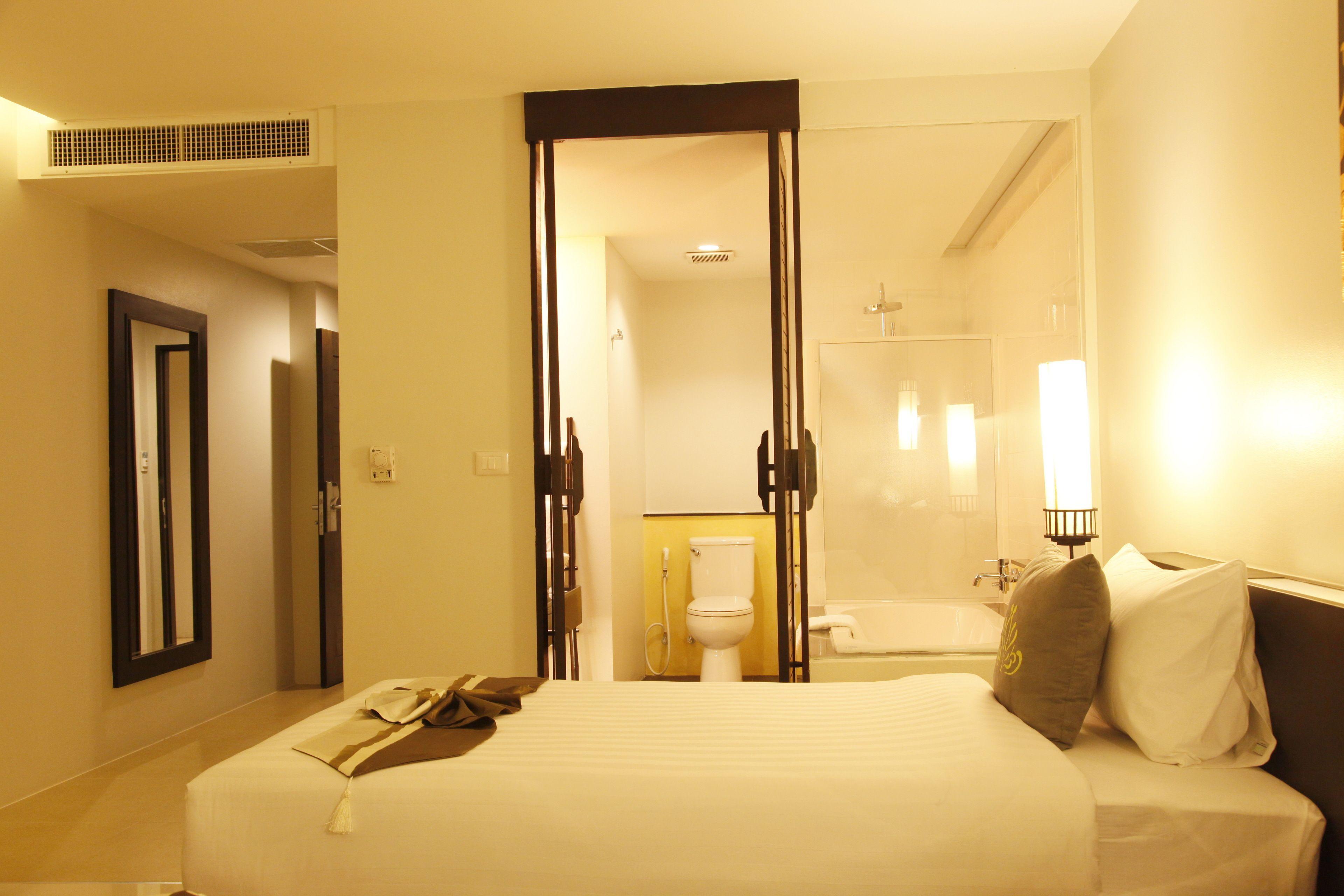Deluxe Double or Twin Room Pool View