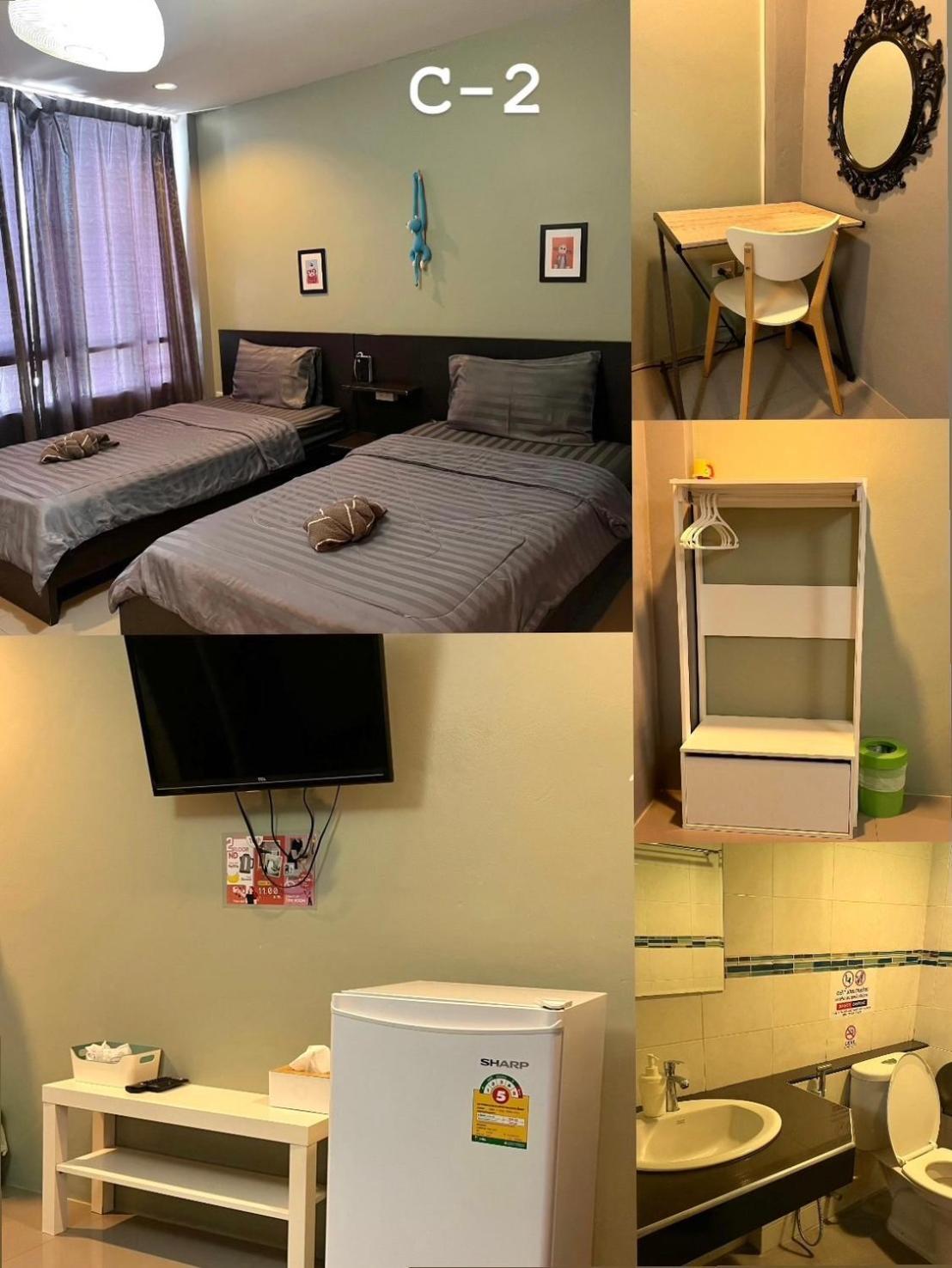 Twin Room Private Bathroom