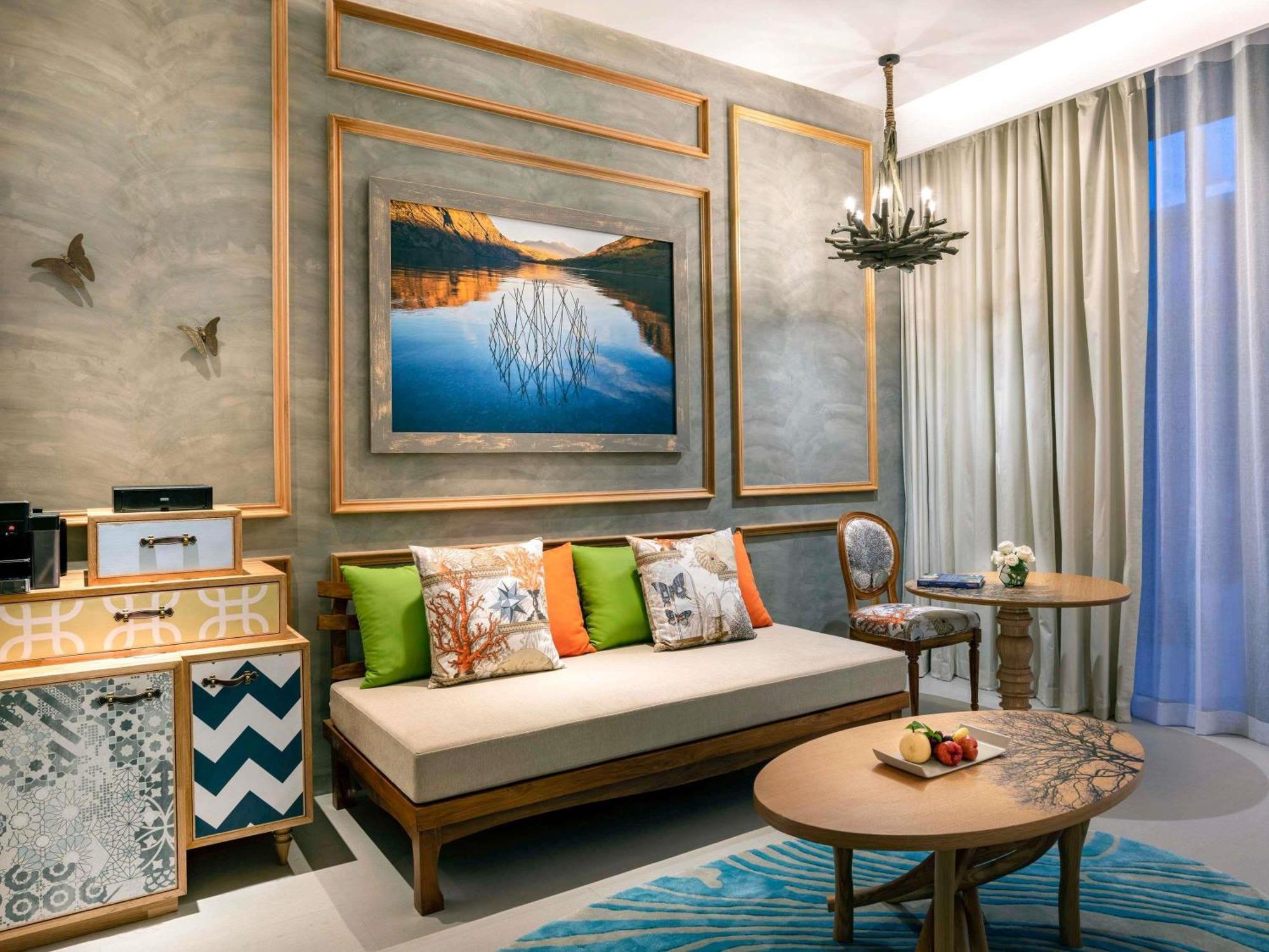 So Lofty King or Twin Room with Pool Access