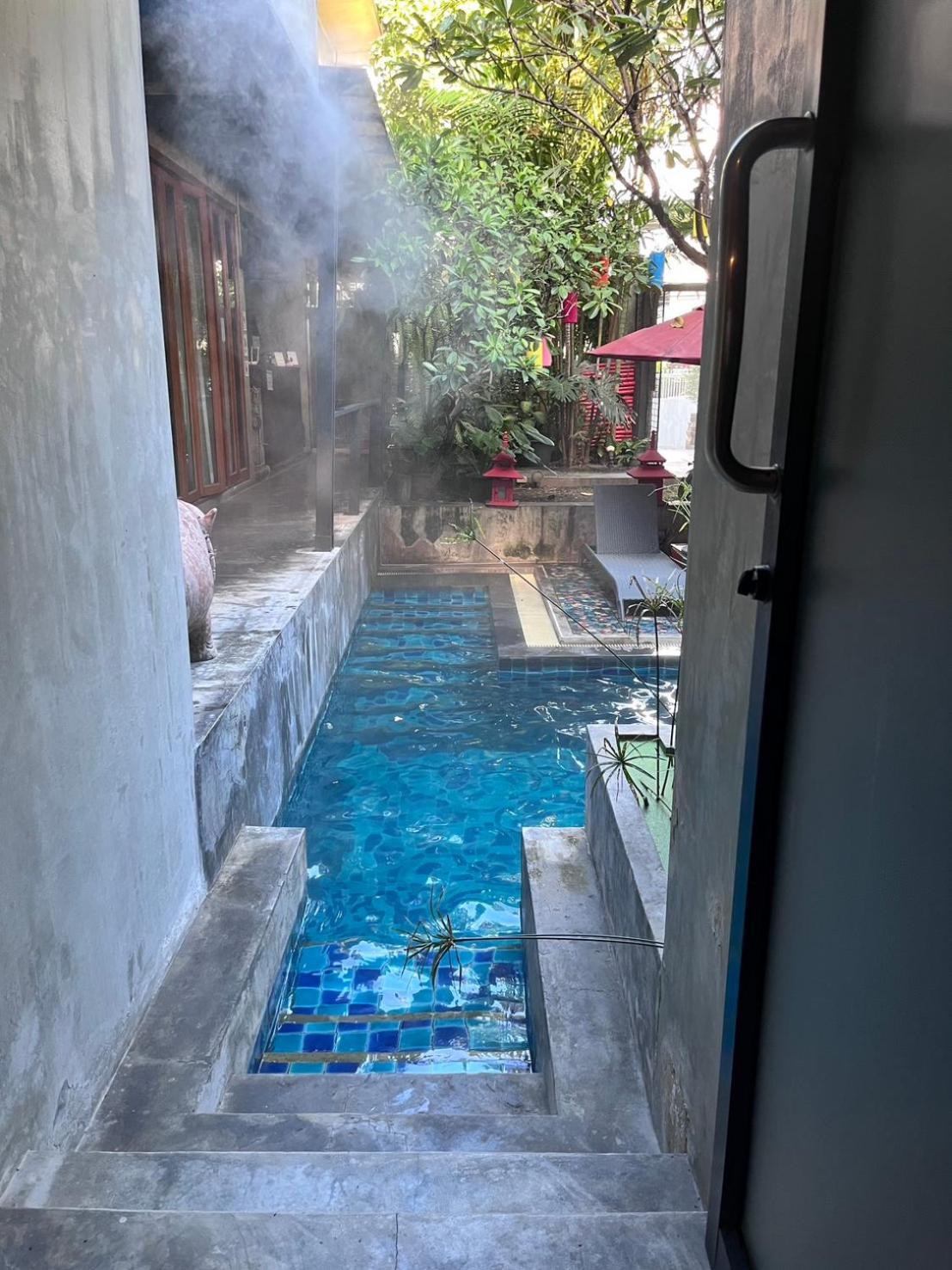 Standard Double Room Pool access