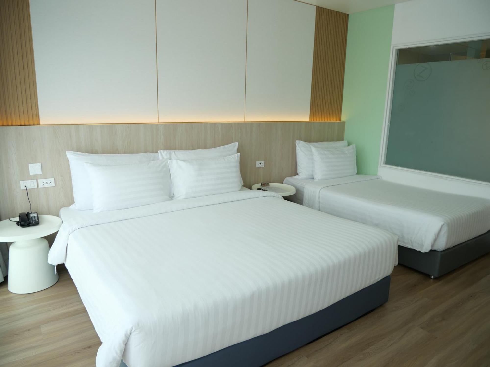 Deluxe Double or Twin Room with Spa Bath