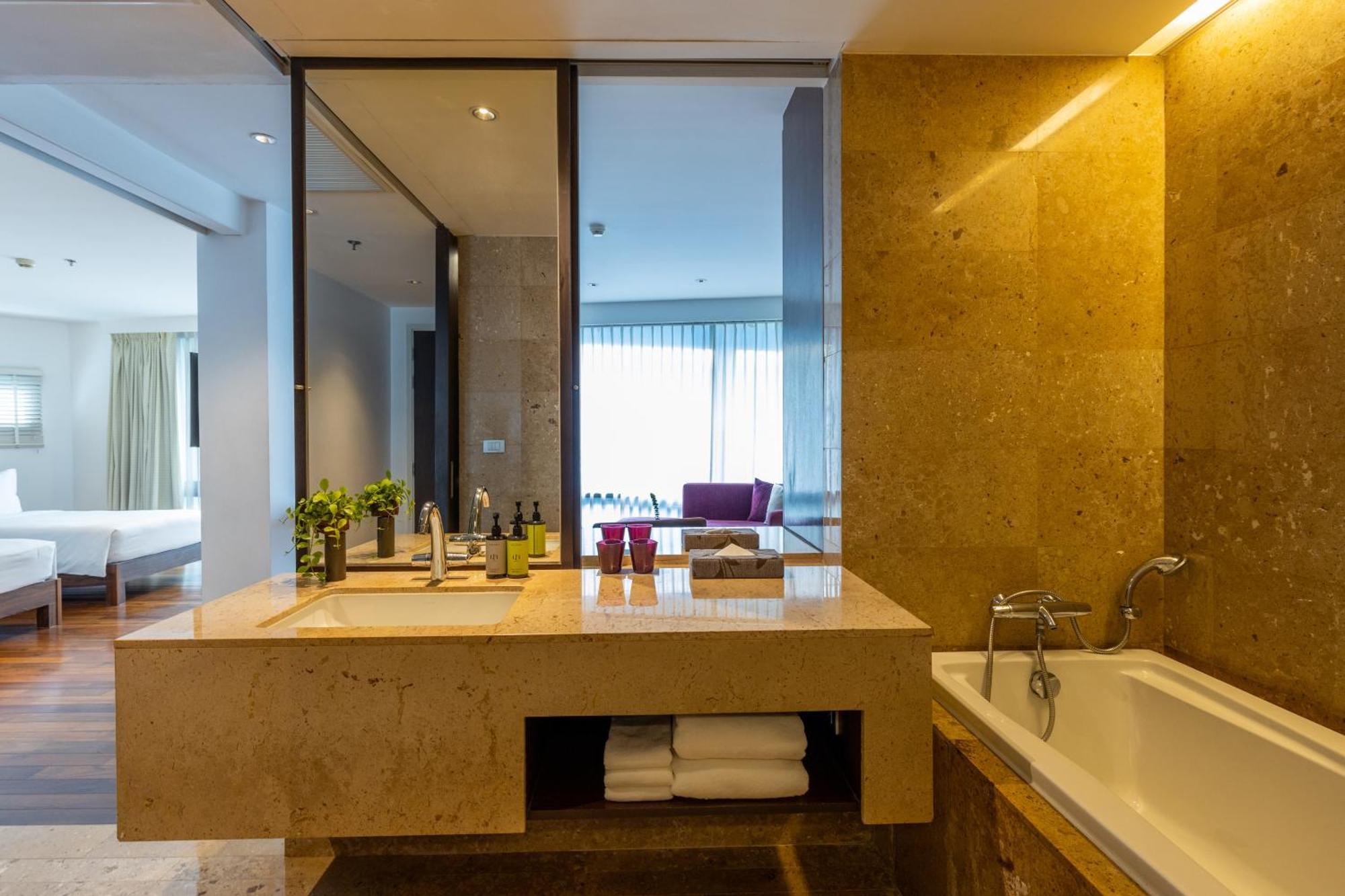 Triple Luxe Suite